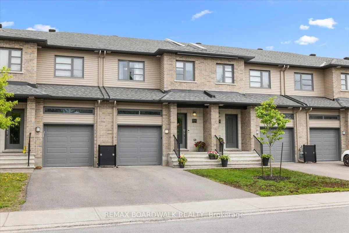 Photo 1 of 244 Munro Street, Carleton Place — HOMEH