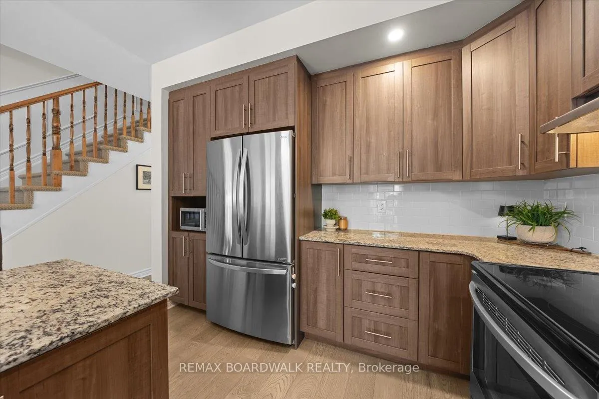 Photo 8 of 244 Munro Street, Carleton Place — HOMEH