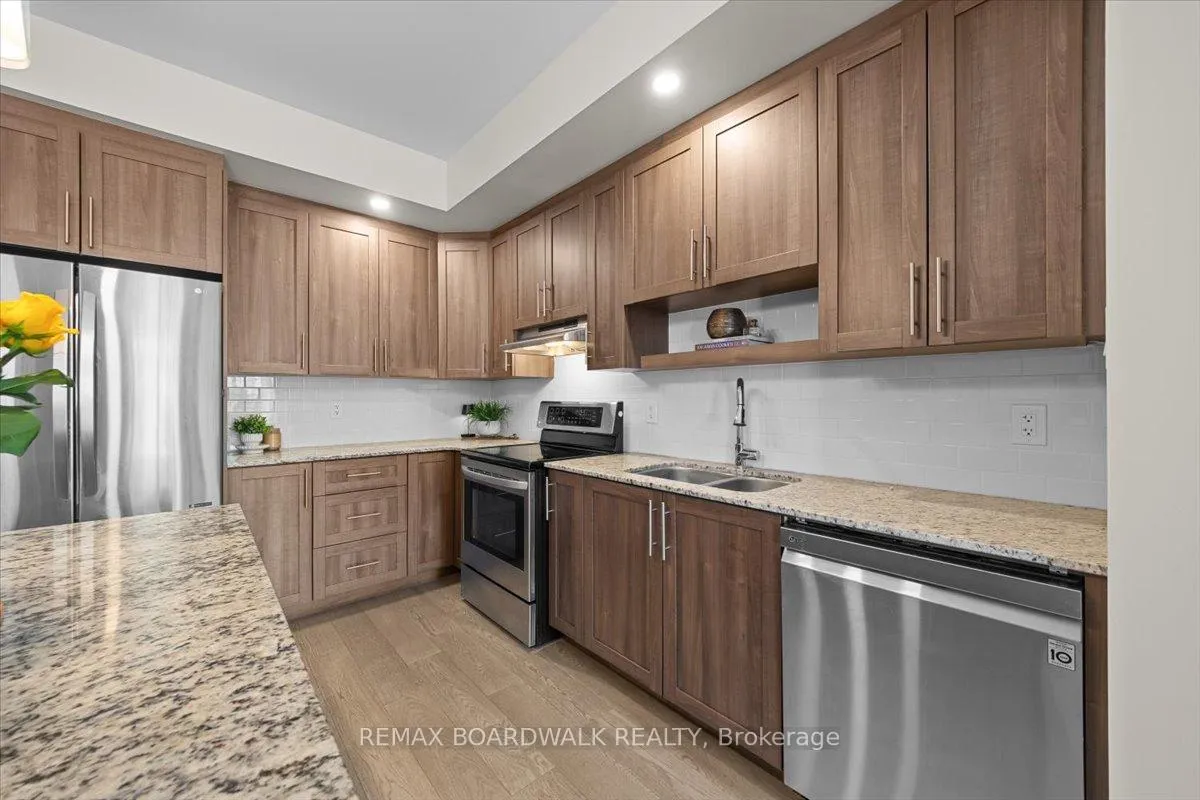 Photo 9 of 244 Munro Street, Carleton Place — HOMEH