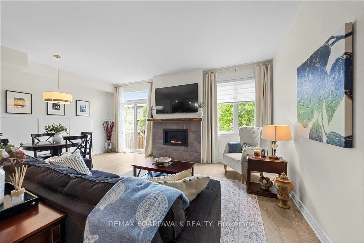 Photo 17 of 244 Munro Street, Carleton Place — HOMEH