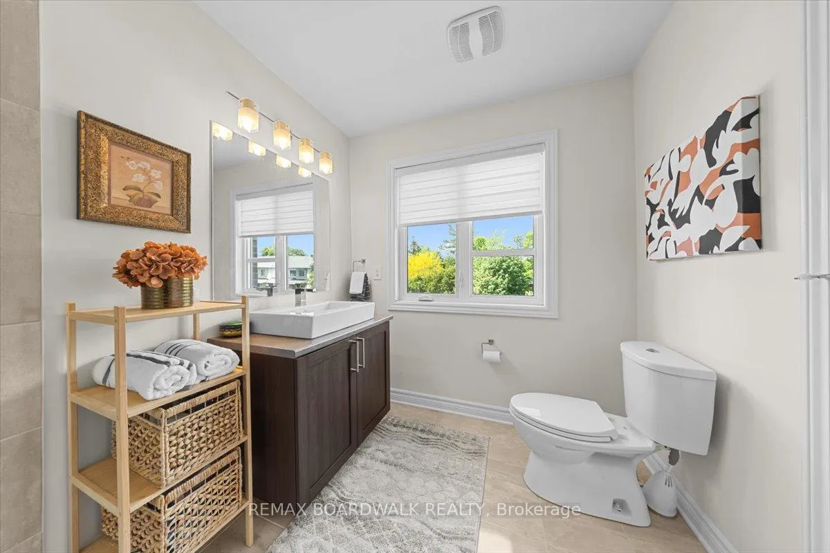 Photo 25 of 244 Munro Street, Carleton Place — HOMEH