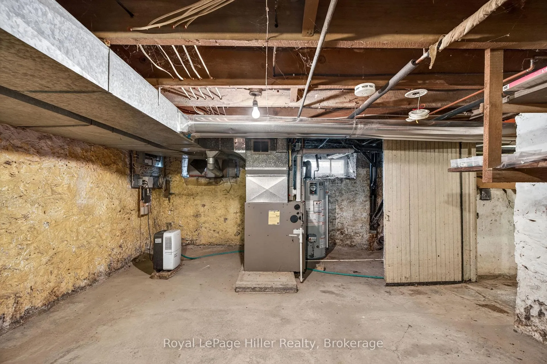 Photo 33 of 51 Argyle Street, Stratford — HOMEH