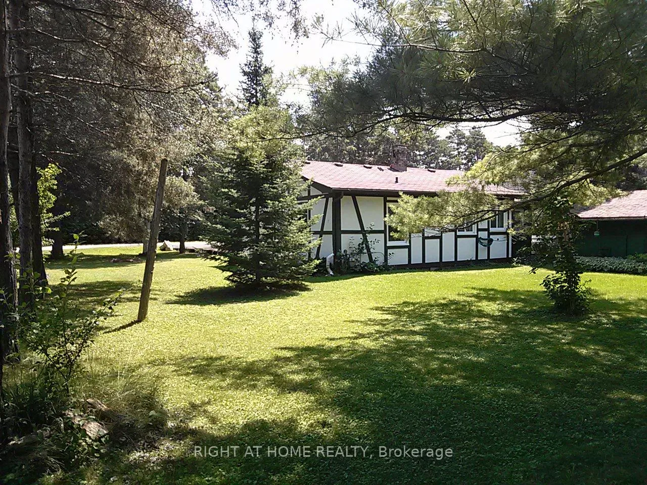 Photo 13 of 110 Ethel Park Drive, Brock, Beaverton — HOMEH