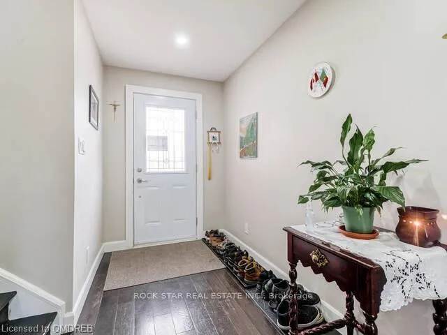Photo 3 of Unit UPPER, 78 Billington Crescent, Hamilton, Berrisfield — HOMEH