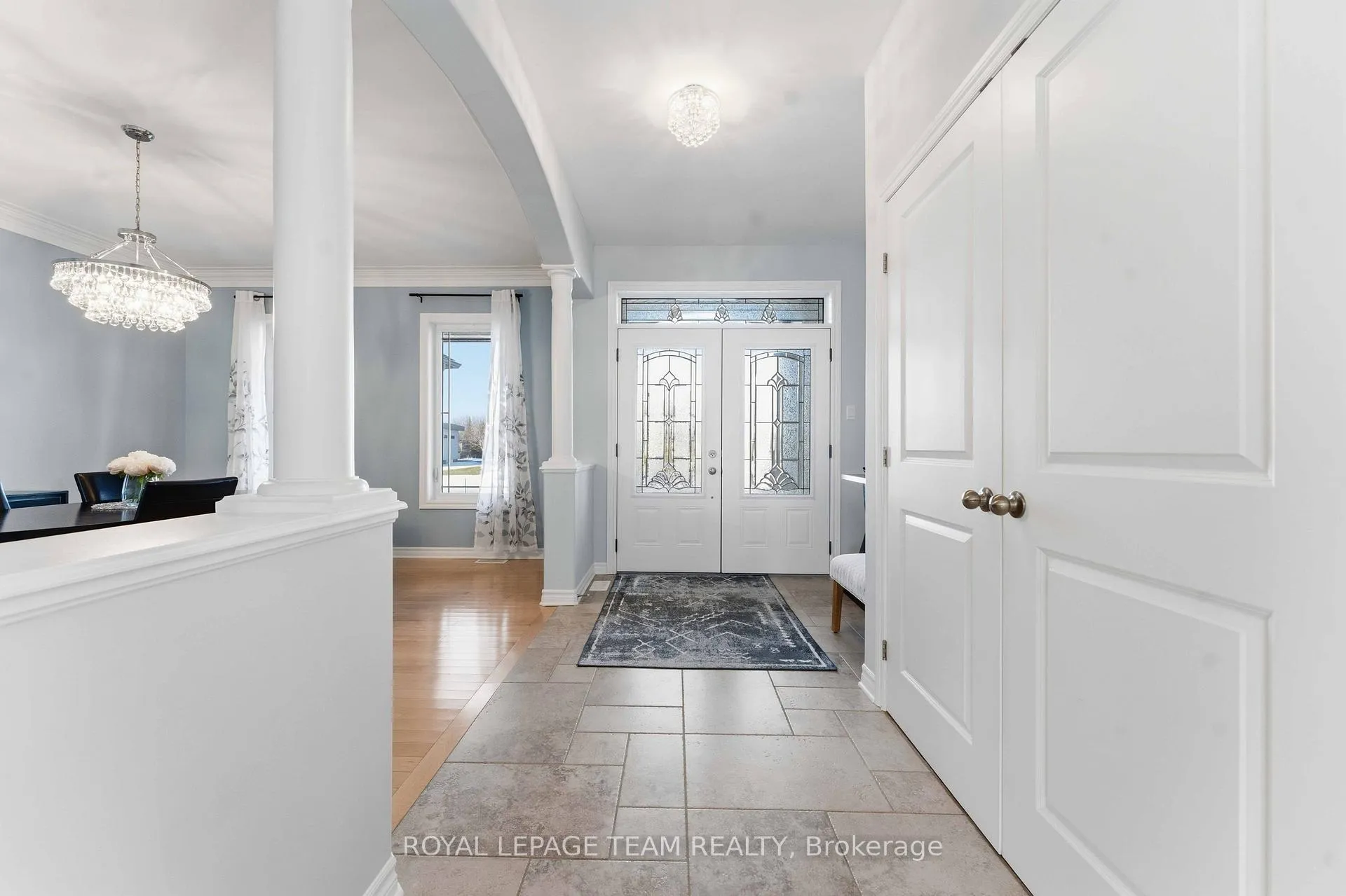 Photo 4 of 6868 Sparkling Lake Way, Ottawa, Greely — HOMEH