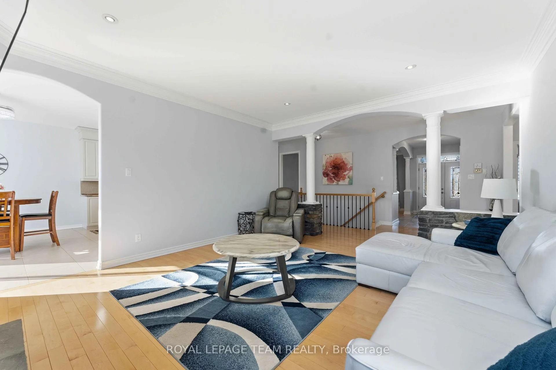 Photo 10 of 6868 Sparkling Lake Way, Ottawa, Greely — HOMEH