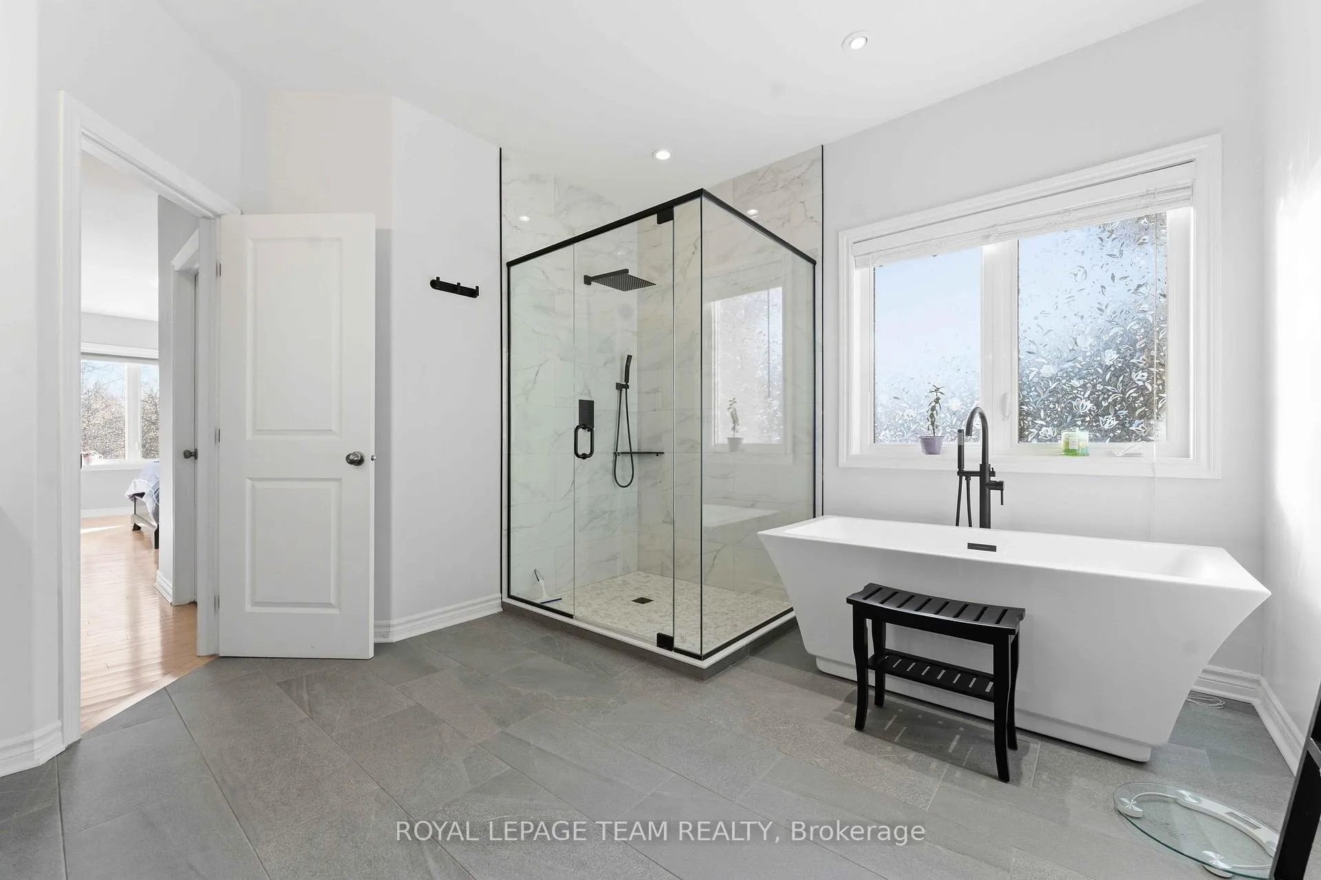 Photo 22 of 6868 Sparkling Lake Way, Ottawa, Greely — HOMEH