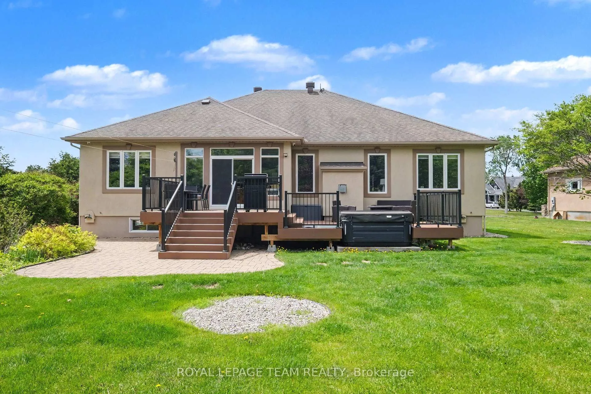 Photo 37 of 6868 Sparkling Lake Way, Ottawa, Greely — HOMEH