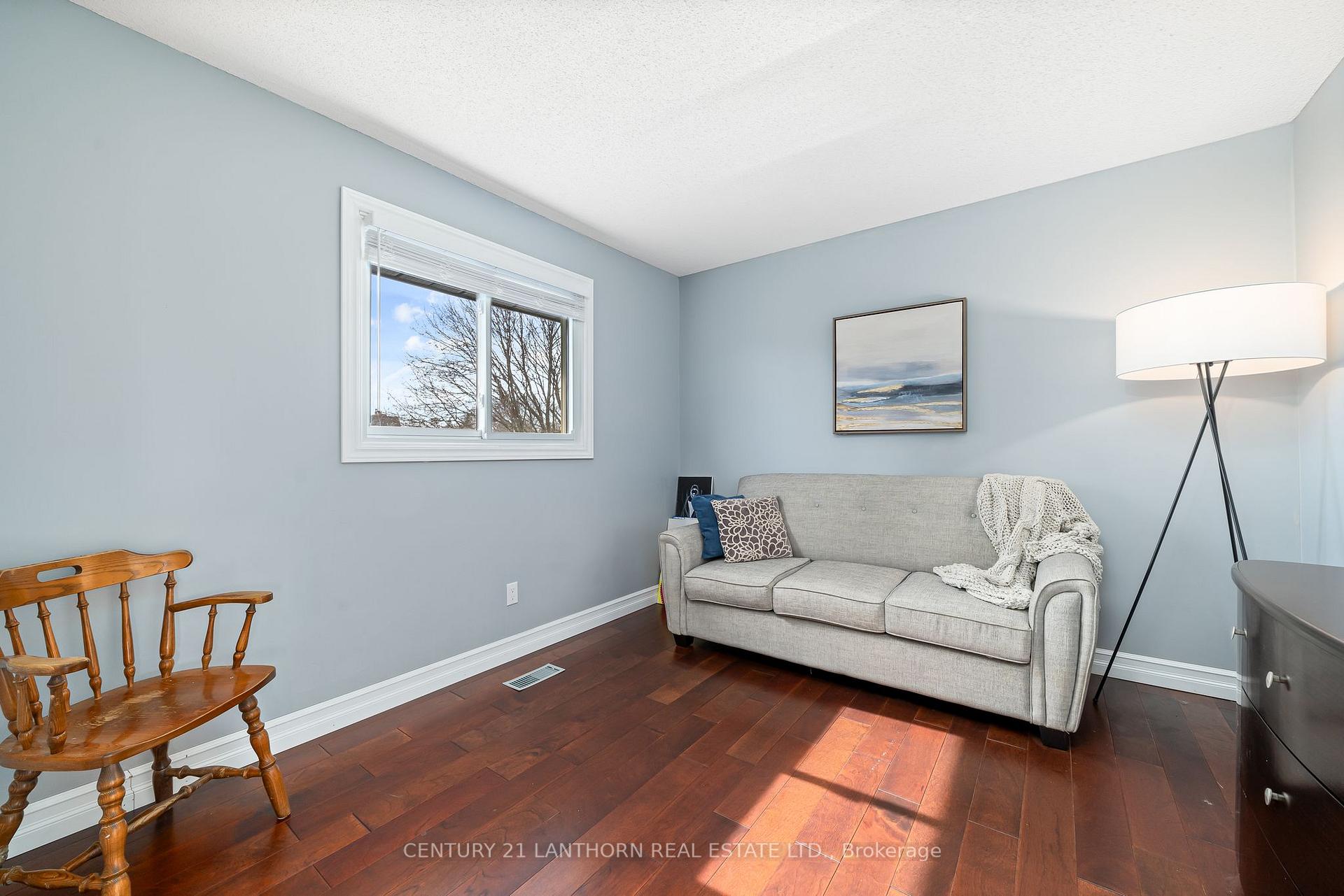 Photo 37 of 25 Brimley Court, Belleville, Belleville Ward — HOMEH