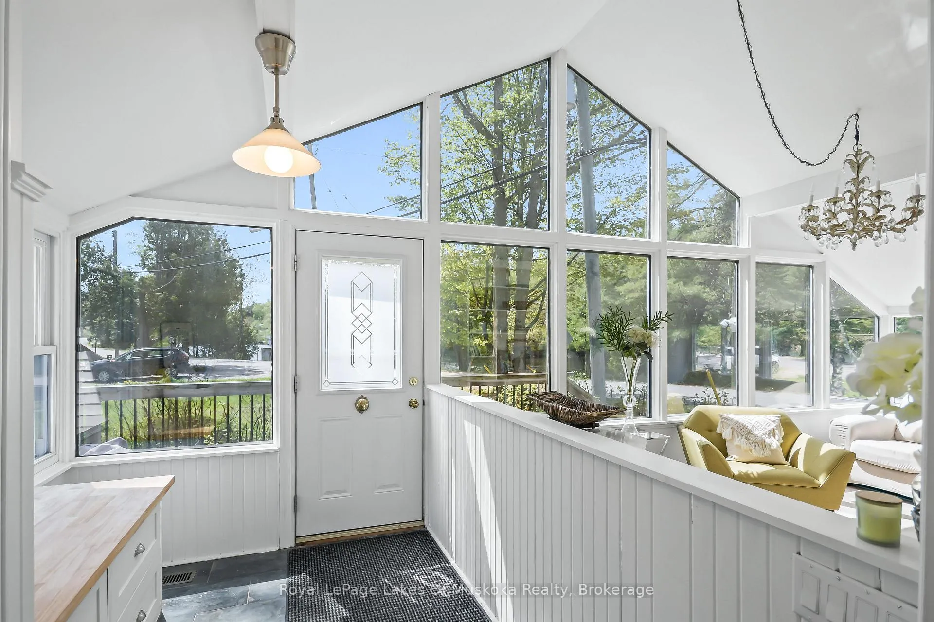 Photo 15 of 204 Beaumont Drive, Bracebridge, Muskoka (N) — HOMEH