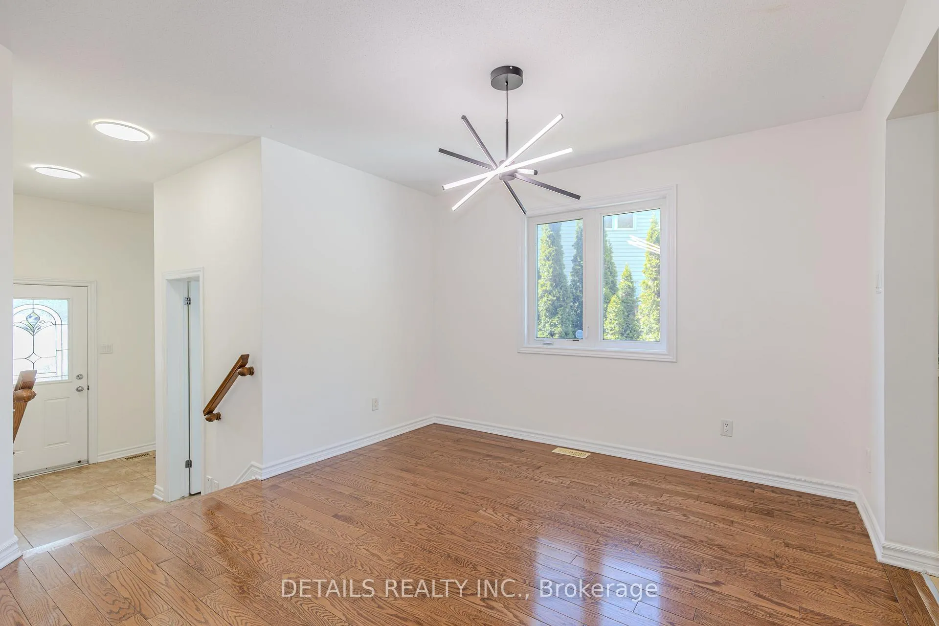 Photo 7 of 134 Tacom Circle, Ottawa, Barrhaven - Strandherd — HOMEH
