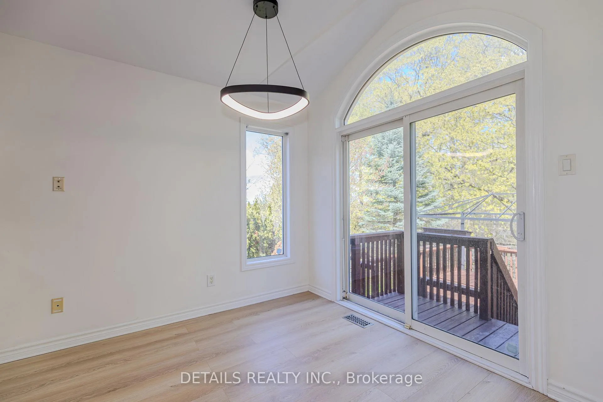Photo 18 of 134 Tacom Circle, Ottawa, Barrhaven - Strandherd — HOMEH