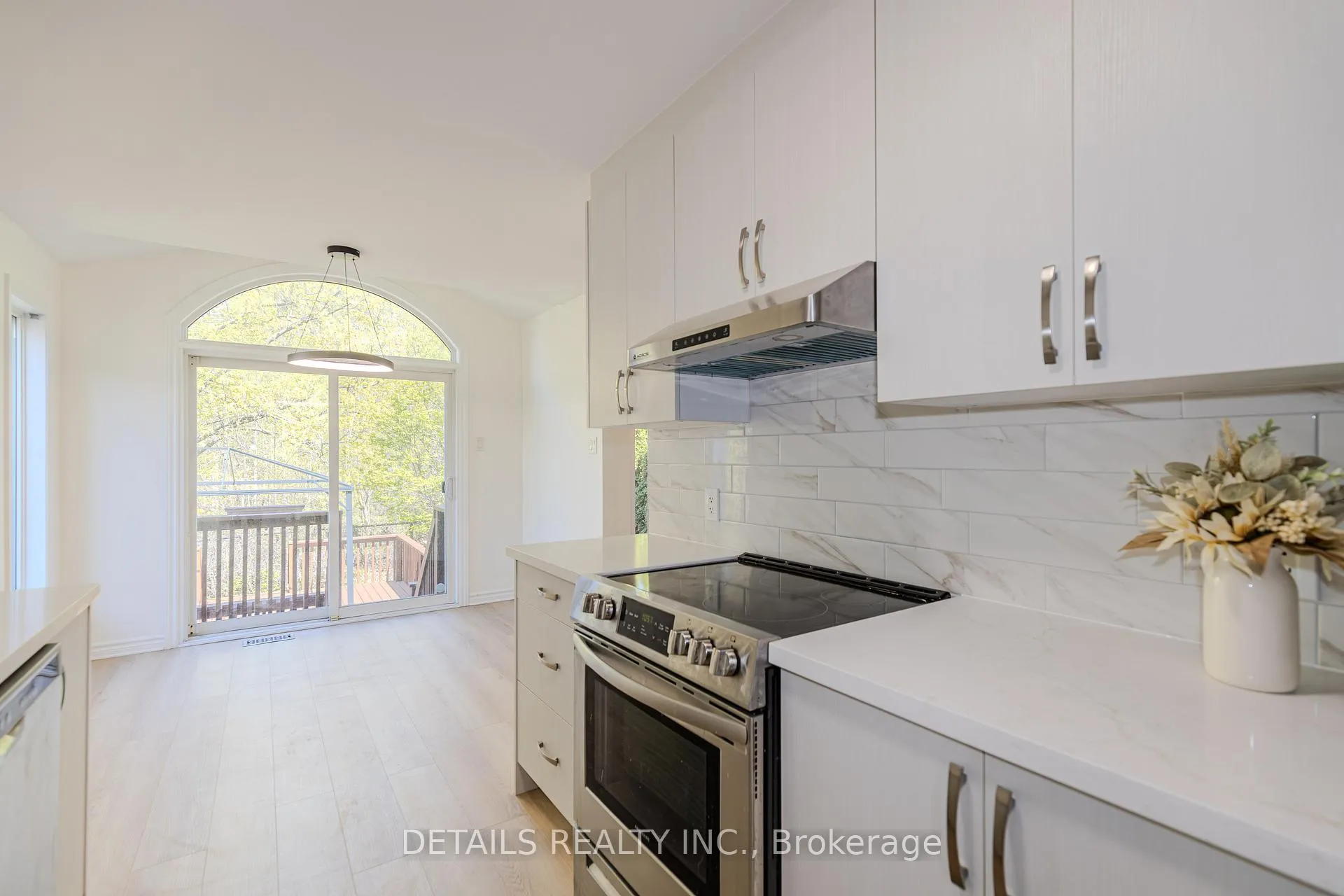 Photo 19 of 134 Tacom Circle, Ottawa, Barrhaven - Strandherd — HOMEH