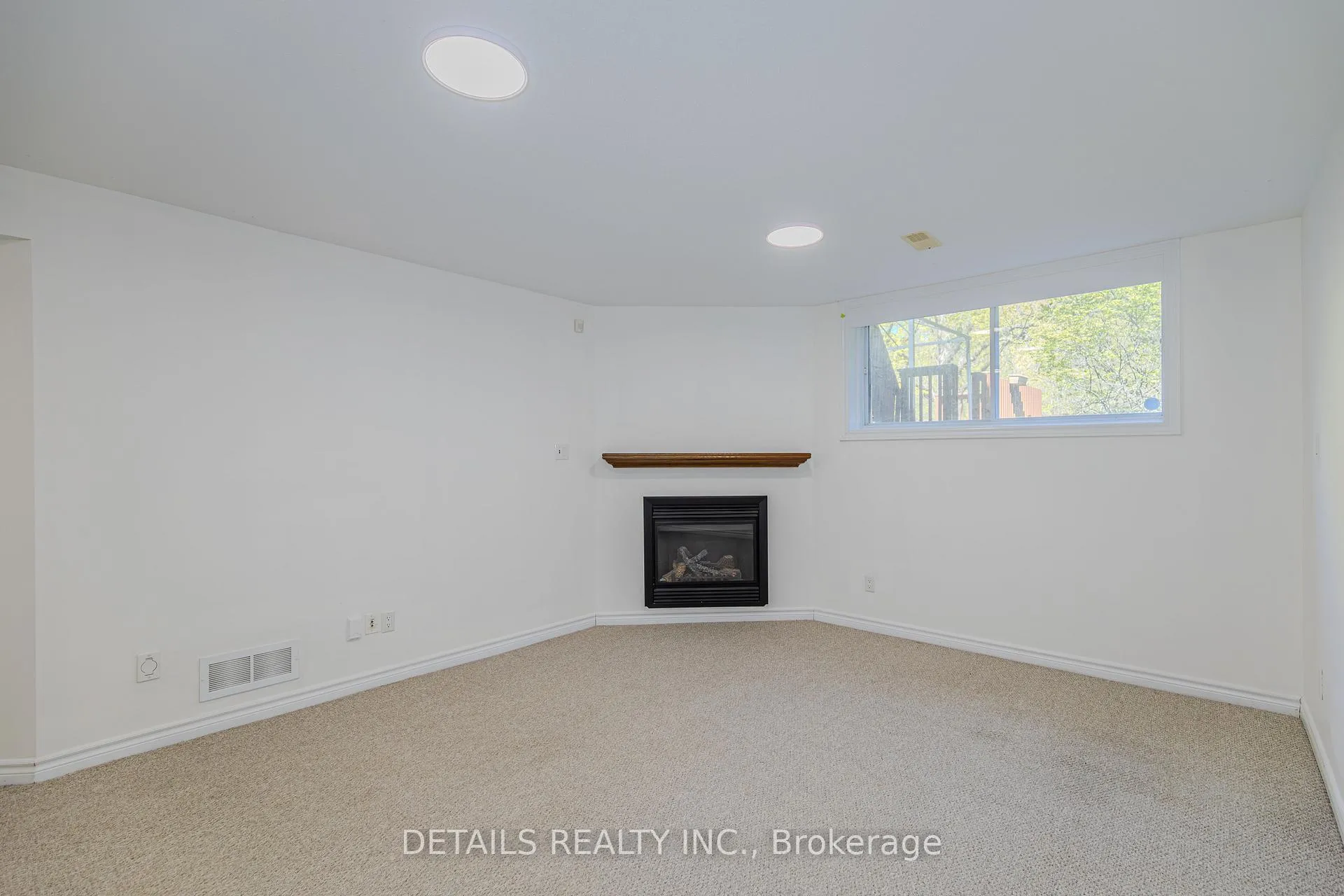 Photo 44 of 134 Tacom Circle, Ottawa, Barrhaven - Strandherd — HOMEH