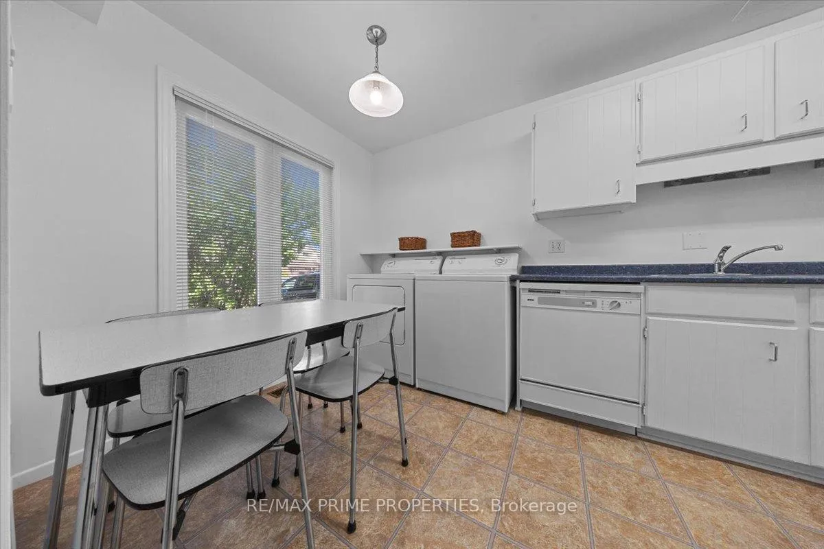 Photo 12 of 1121 St Emmanuel Terrace, Ottawa, Convent Glen North — HOMEH