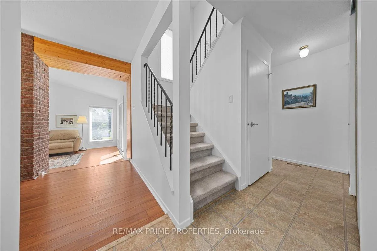 Photo 19 of 1121 St Emmanuel Terrace, Ottawa, Convent Glen North — HOMEH
