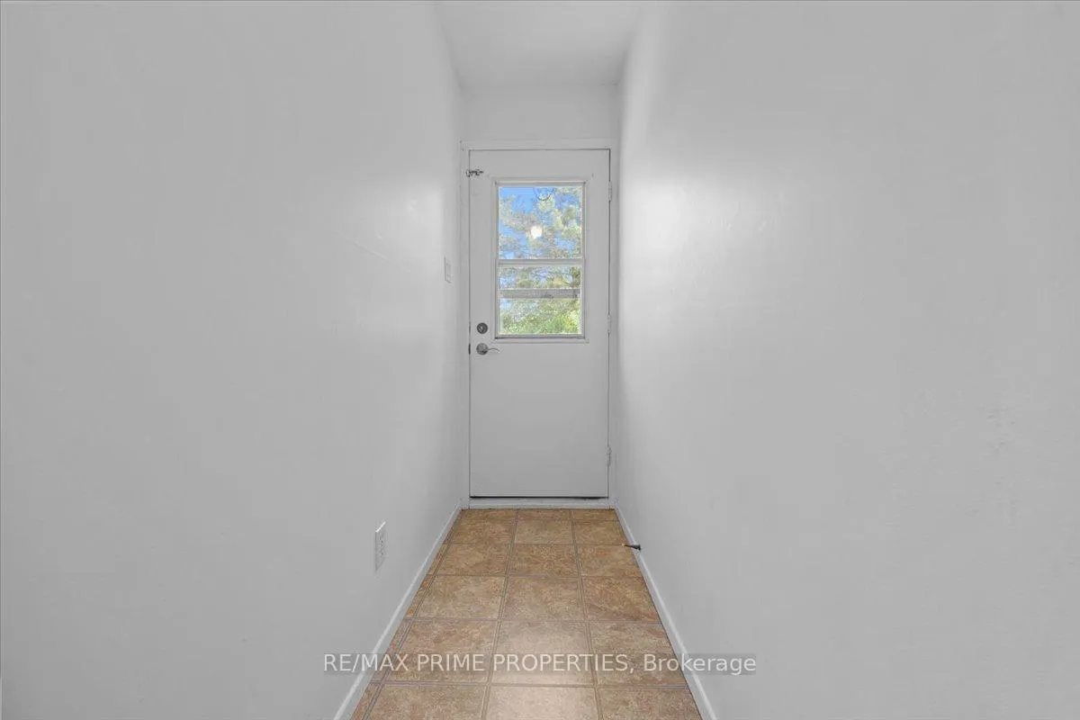 Photo 26 of 1121 St Emmanuel Terrace, Ottawa, Convent Glen North — HOMEH