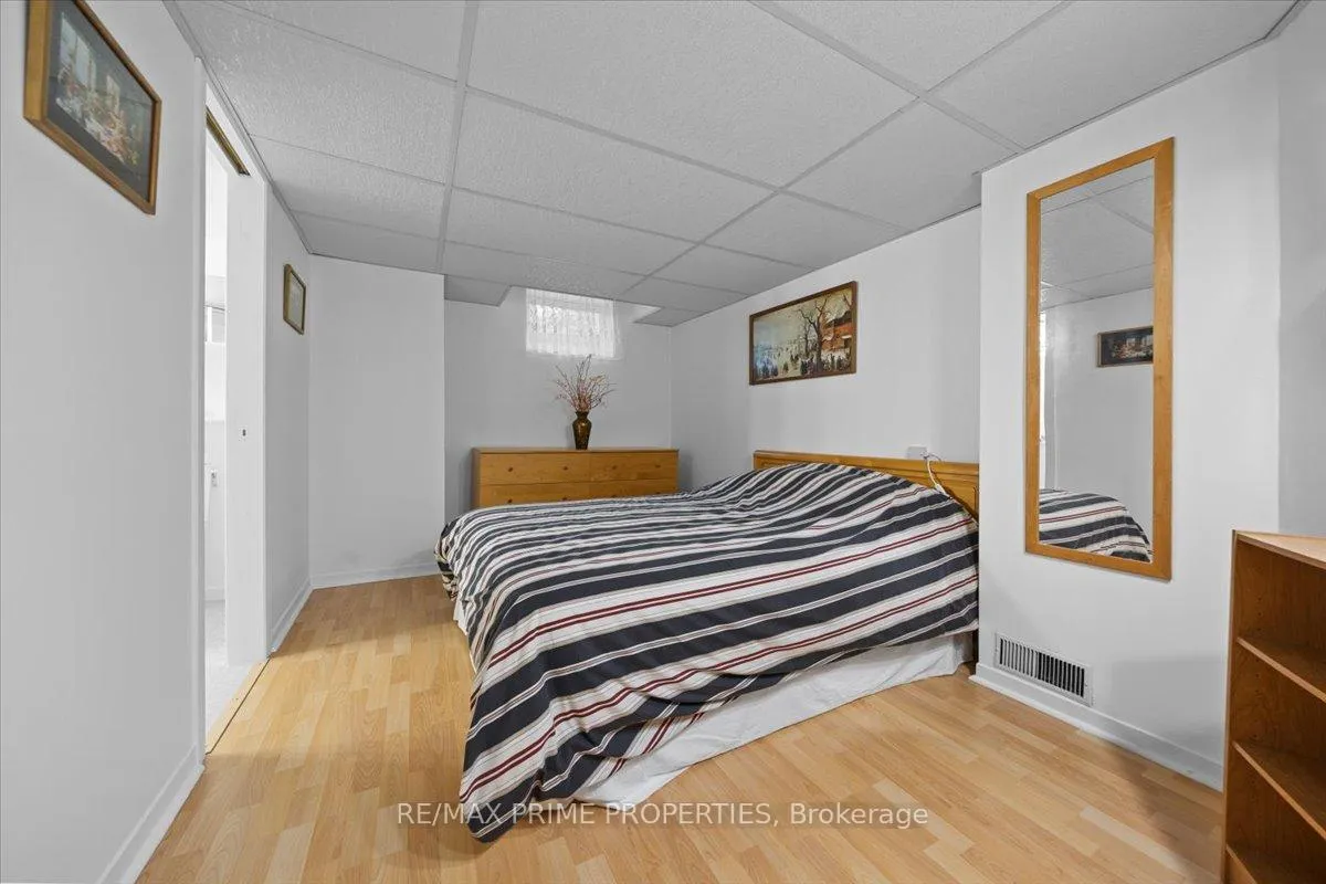 Photo 32 of 1121 St Emmanuel Terrace, Ottawa, Convent Glen North — HOMEH