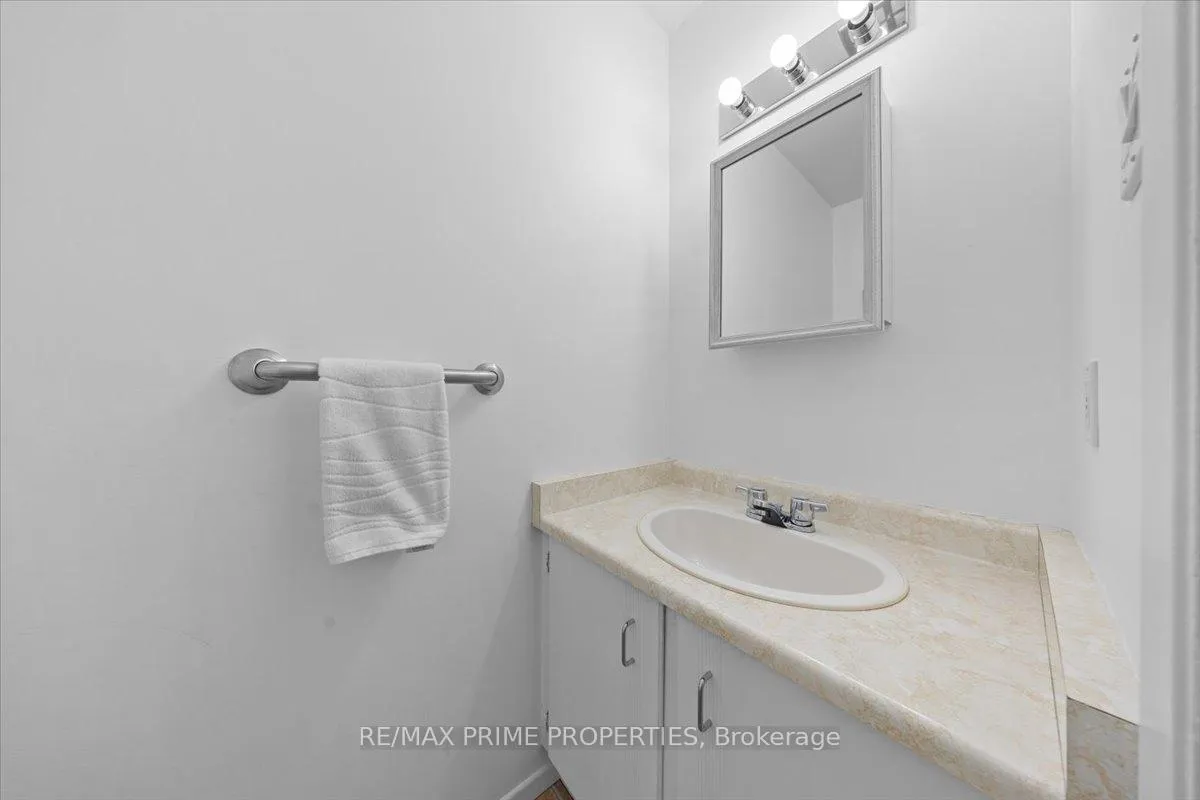Photo 34 of 1121 St Emmanuel Terrace, Ottawa, Convent Glen North — HOMEH