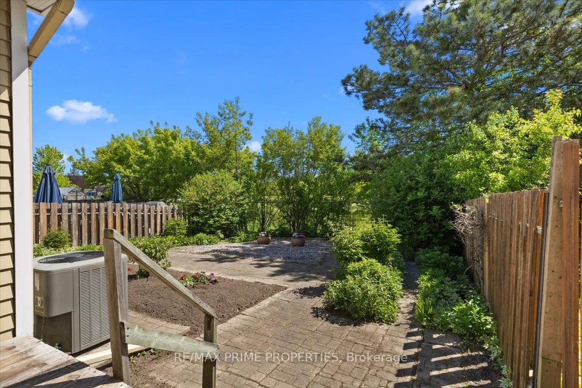 Photo 38 of 1121 St Emmanuel Terrace, Ottawa, Convent Glen North — HOMEH