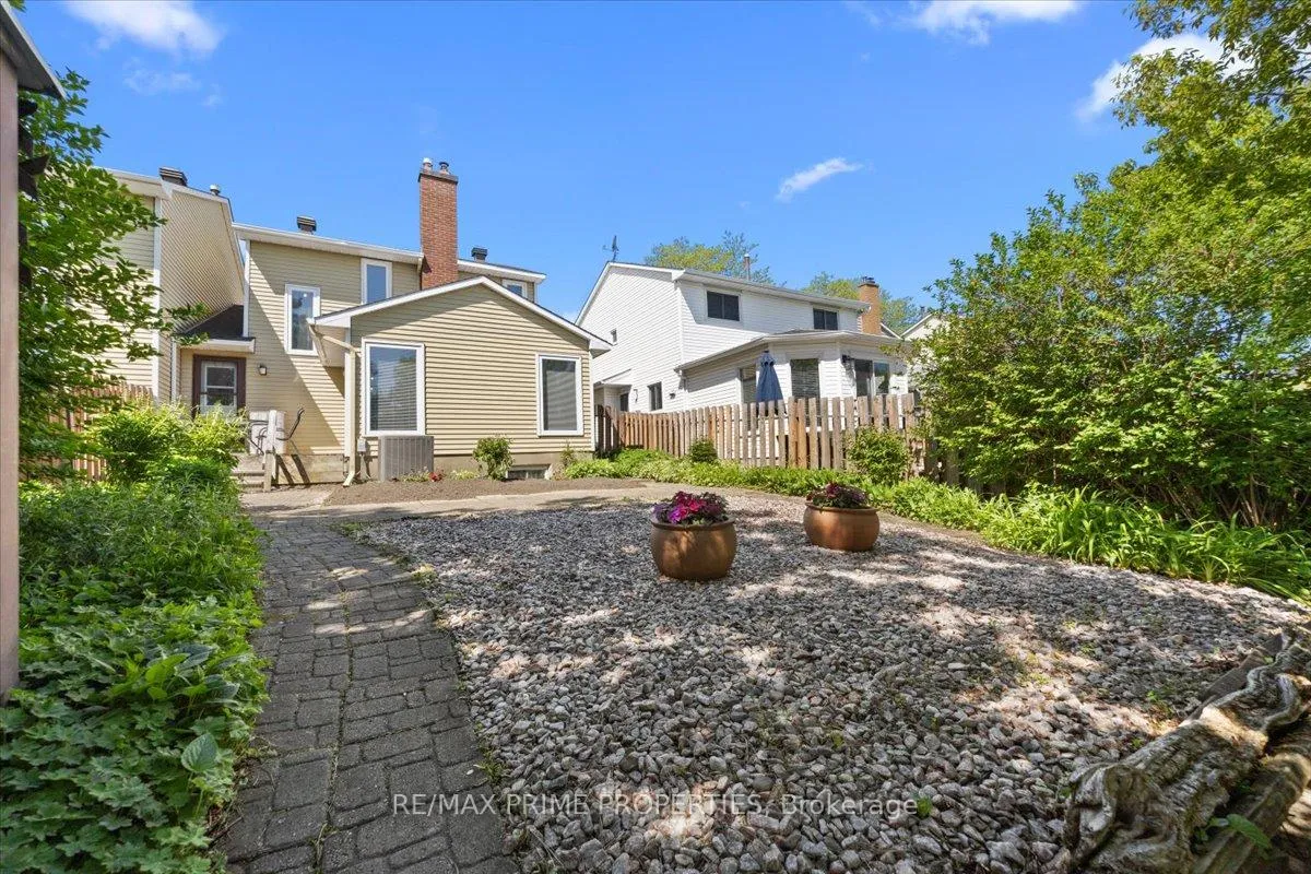 Photo 39 of 1121 St Emmanuel Terrace, Ottawa, Convent Glen North — HOMEH