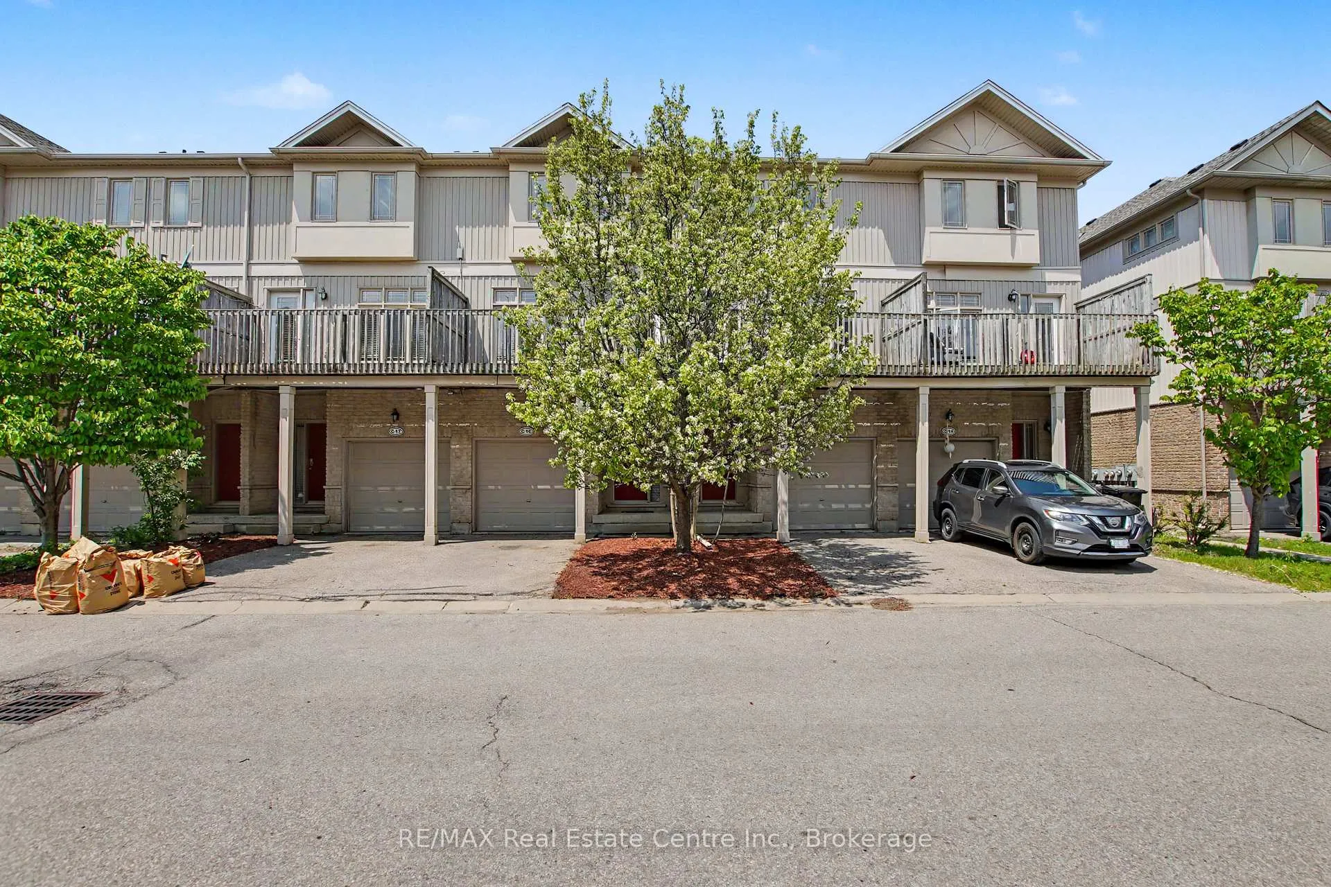 Photo 6 of Unit C15 & C16, 619 Wild Ginger Avenue, Waterloo, Clair Hills — HOMEH