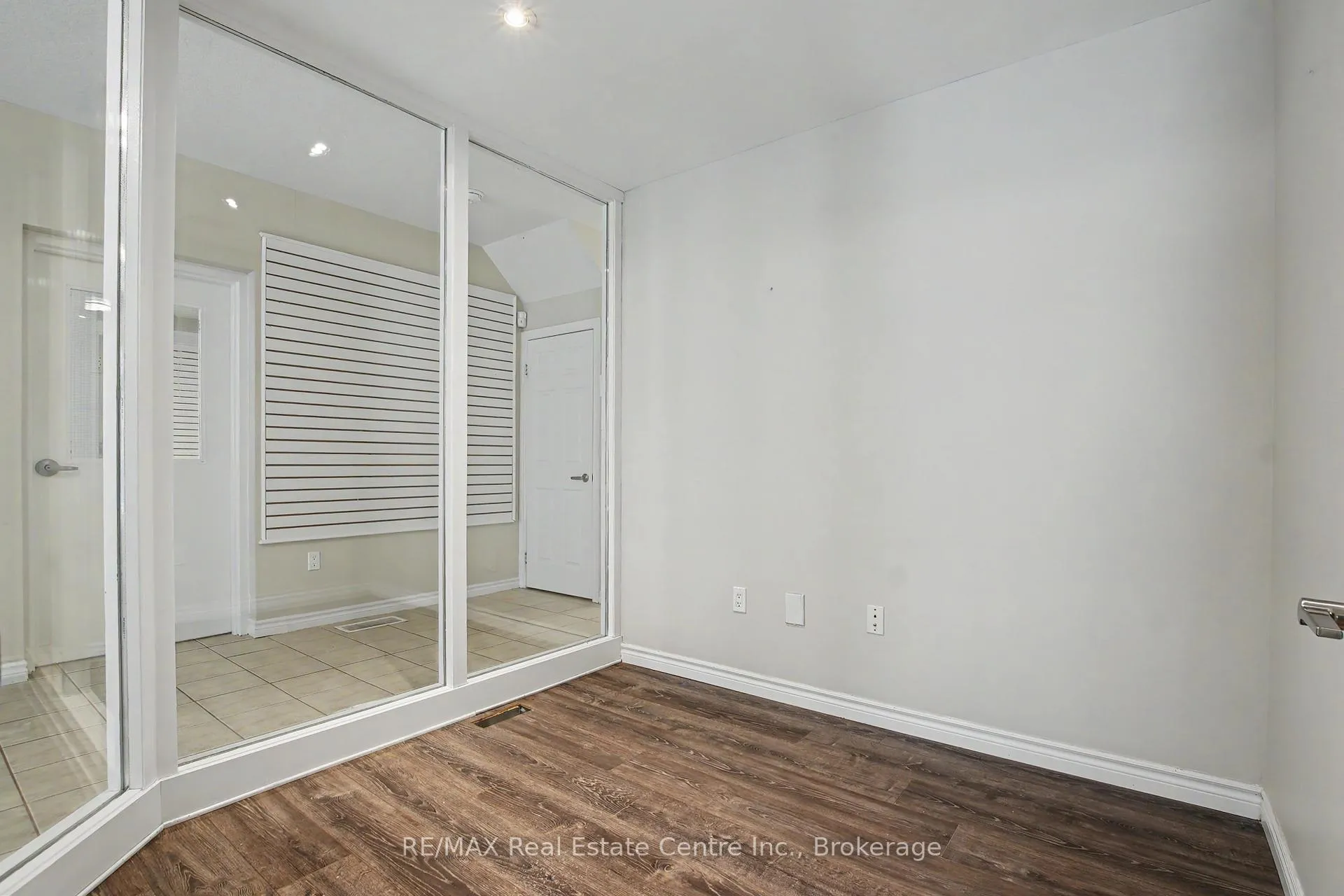 Photo 7 of Unit C15 & C16, 619 Wild Ginger Avenue, Waterloo, Clair Hills — HOMEH