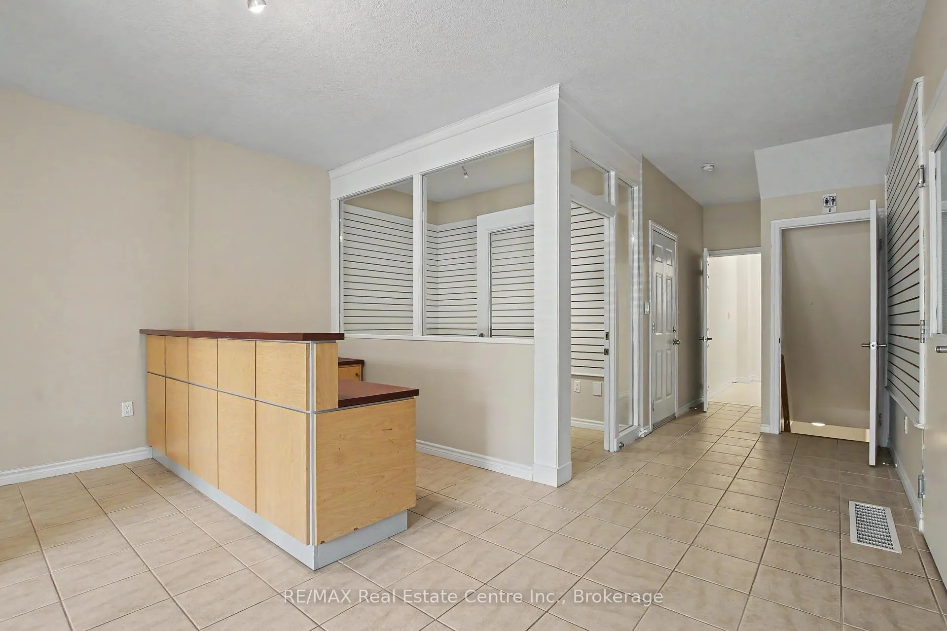 Photo 16 of Unit C15 & C16, 619 Wild Ginger Avenue, Waterloo, Clair Hills — HOMEH