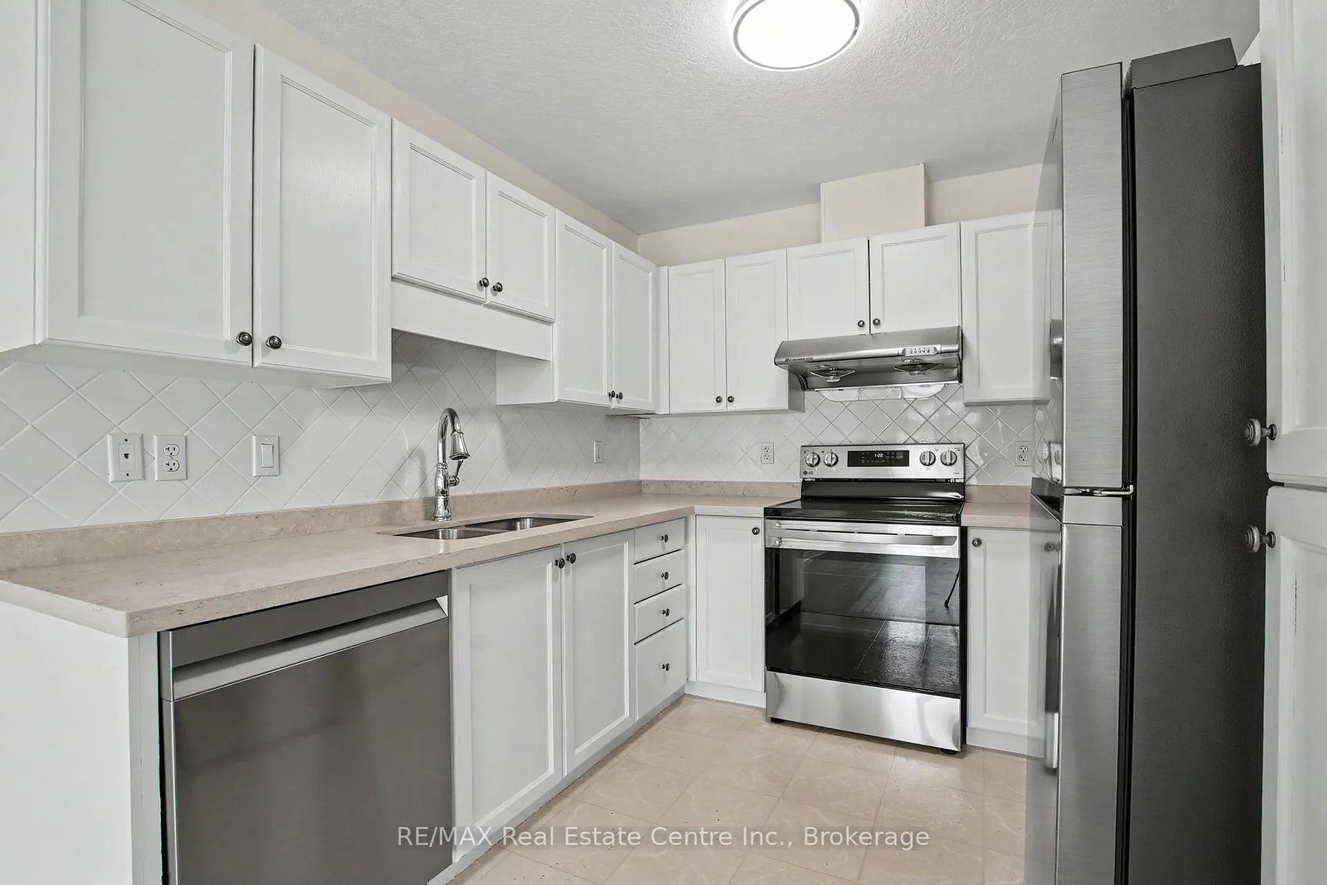 Photo 23 of Unit C15 & C16, 619 Wild Ginger Avenue, Waterloo, Clair Hills — HOMEH