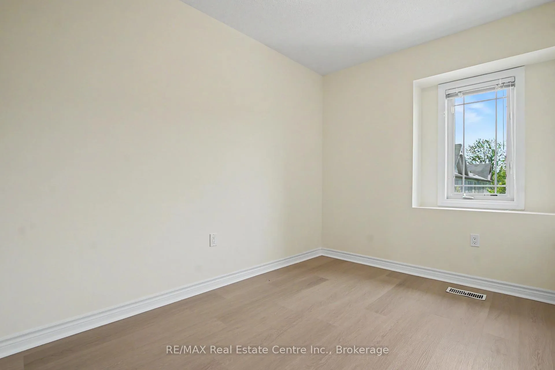 Photo 32 of Unit C15 & C16, 619 Wild Ginger Avenue, Waterloo, Clair Hills — HOMEH