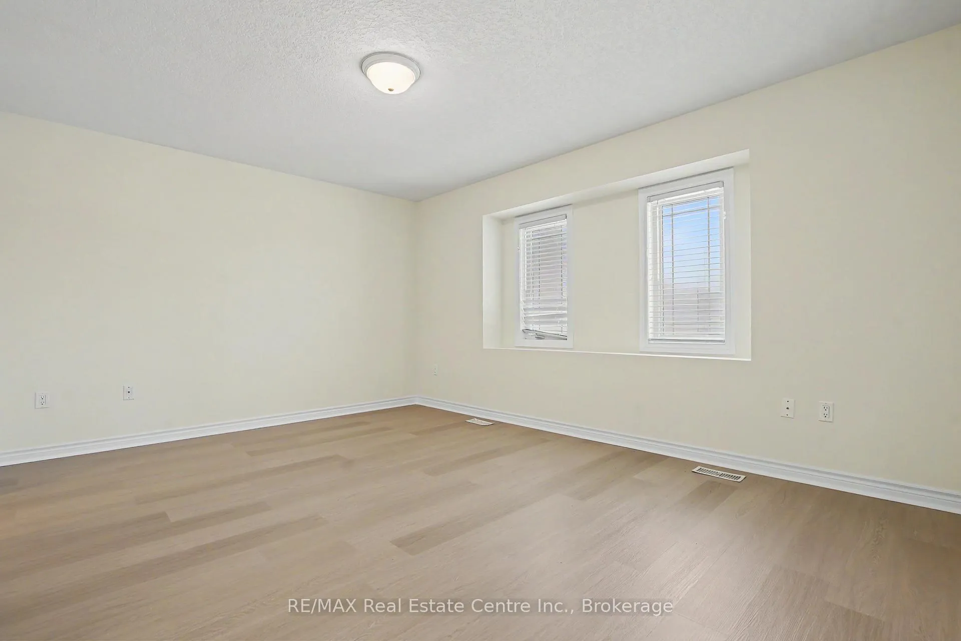 Photo 35 of Unit C15 & C16, 619 Wild Ginger Avenue, Waterloo, Clair Hills — HOMEH