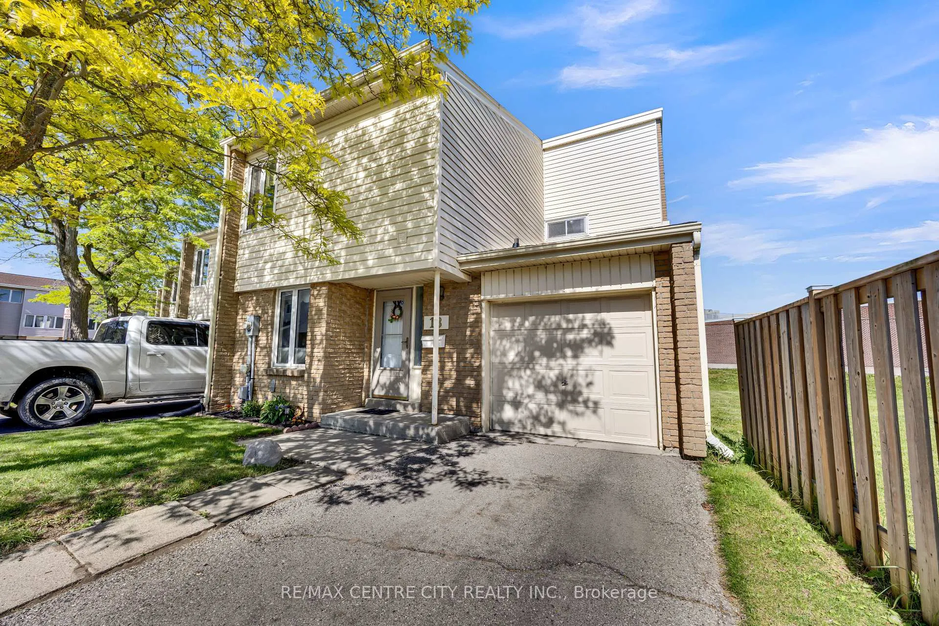 Photo 3 of Unit 18, 700 Osgood Drive, London, South Y — HOMEH