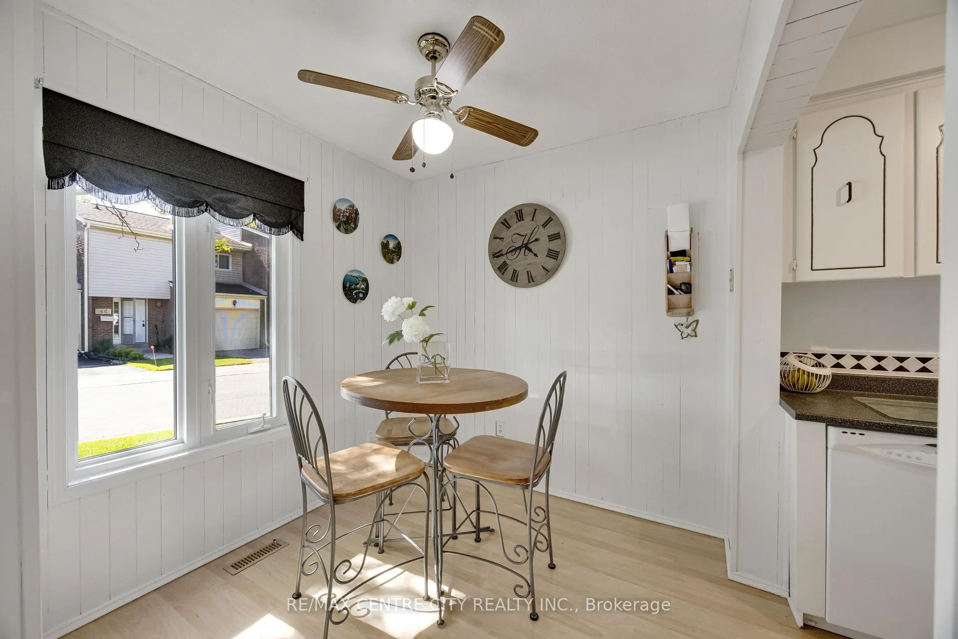 Photo 8 of Unit 18, 700 Osgood Drive, London, South Y — HOMEH