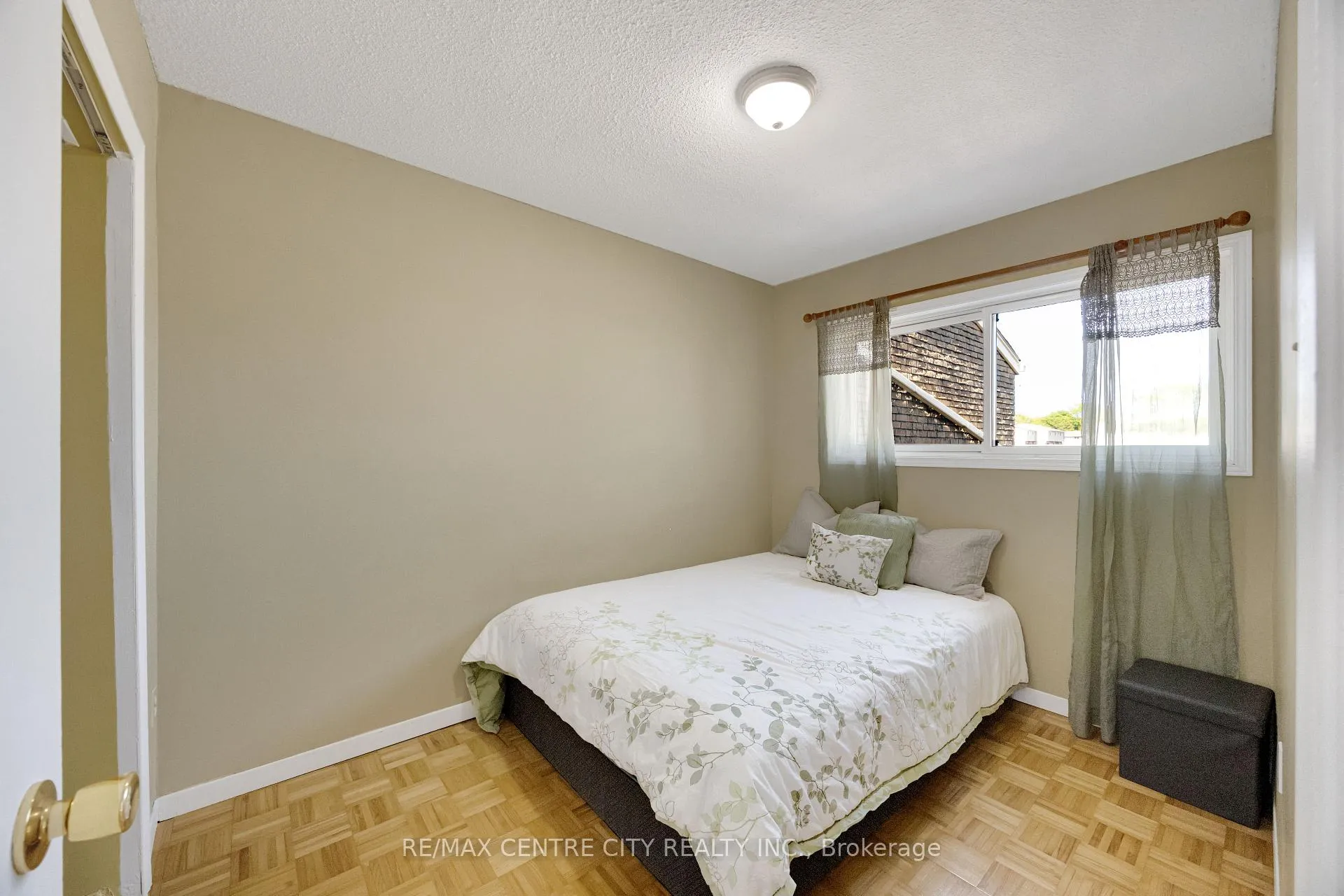 Photo 30 of Unit 18, 700 Osgood Drive, London, South Y — HOMEH