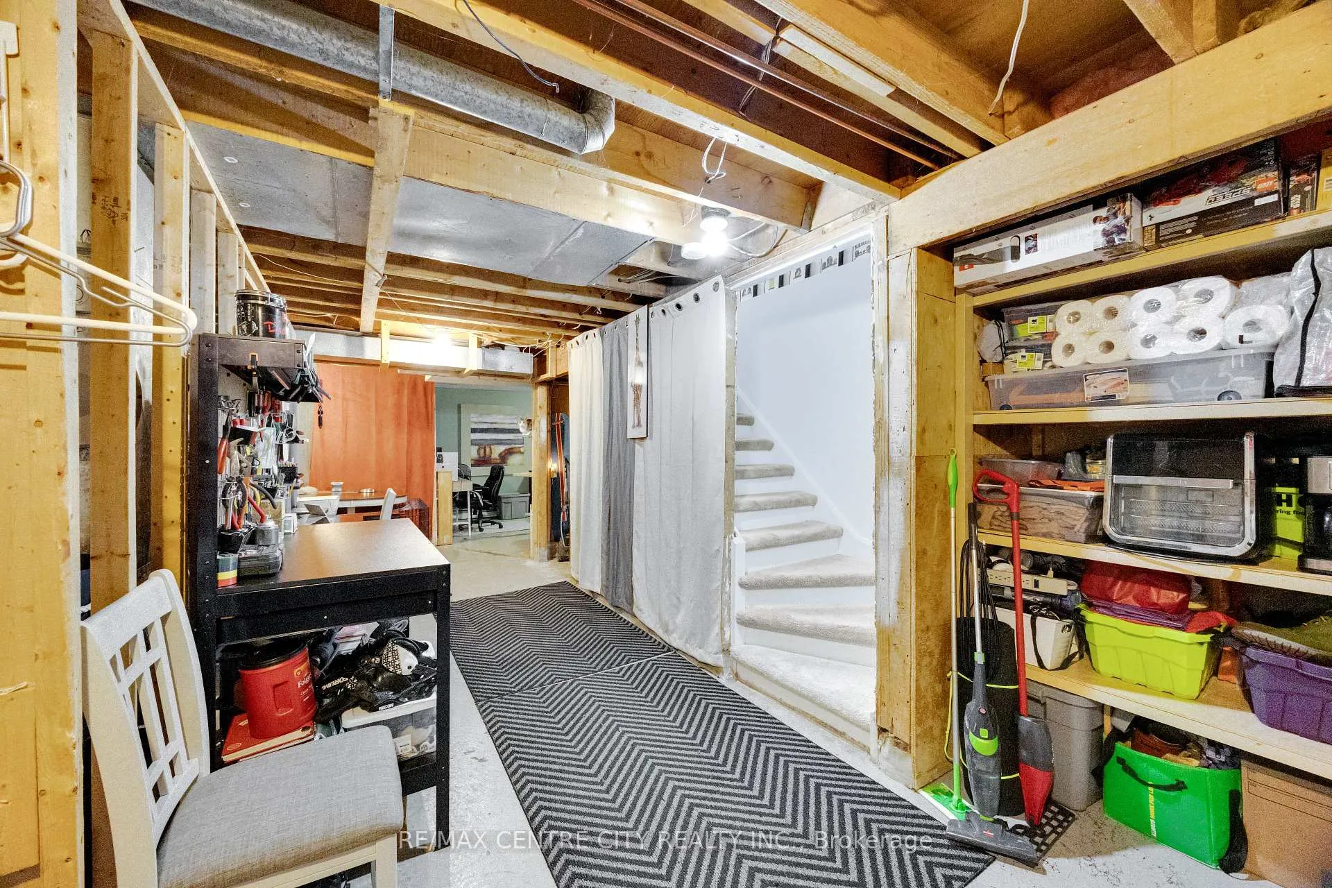 Photo 37 of Unit 18, 700 Osgood Drive, London, South Y — HOMEH