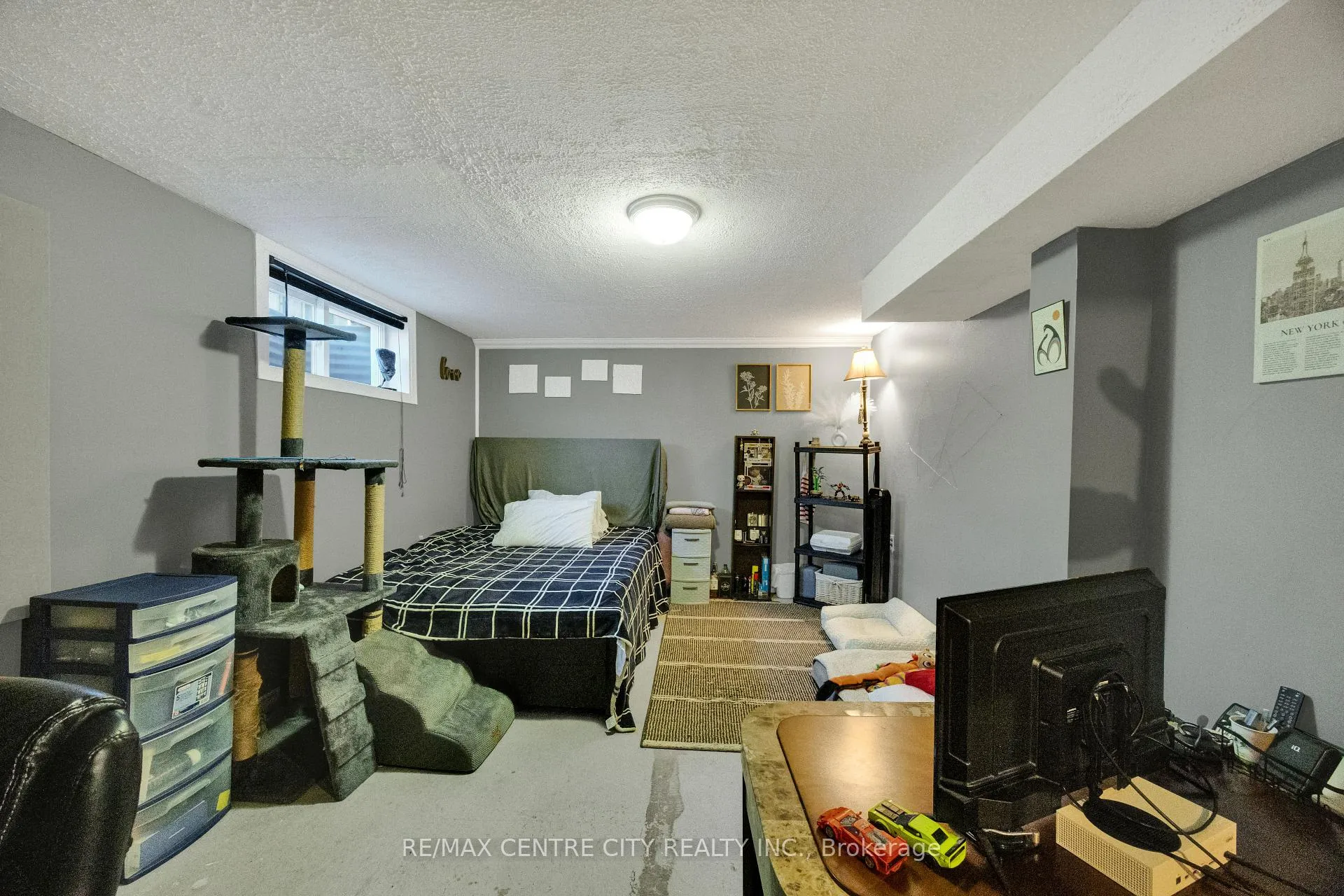 Photo 40 of Unit 18, 700 Osgood Drive, London, South Y — HOMEH