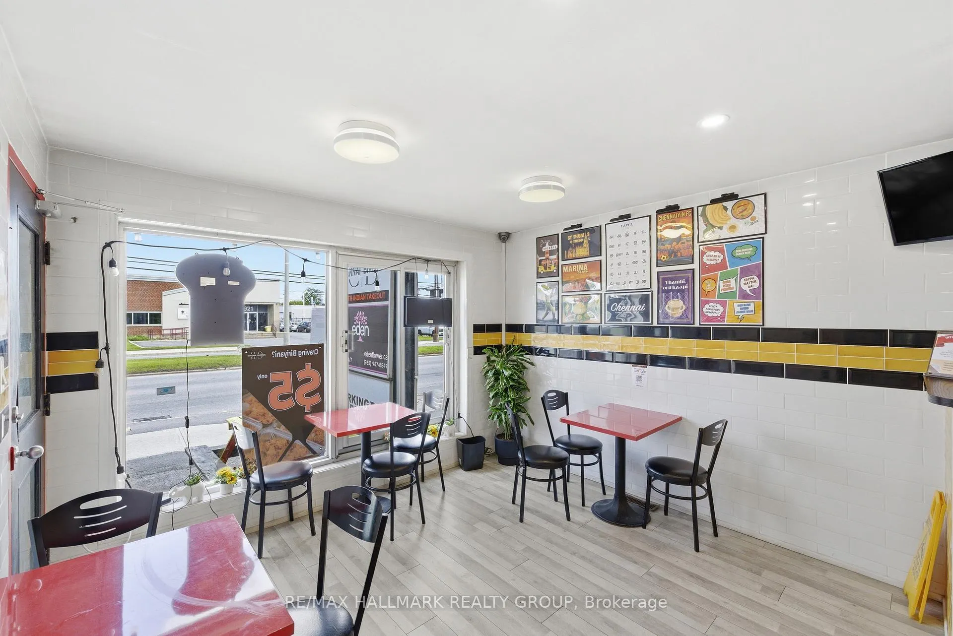 Photo 22 of 912 St Laurent Boulevard S, Ottawa, Overbrook/Castle Heights — HOMEH