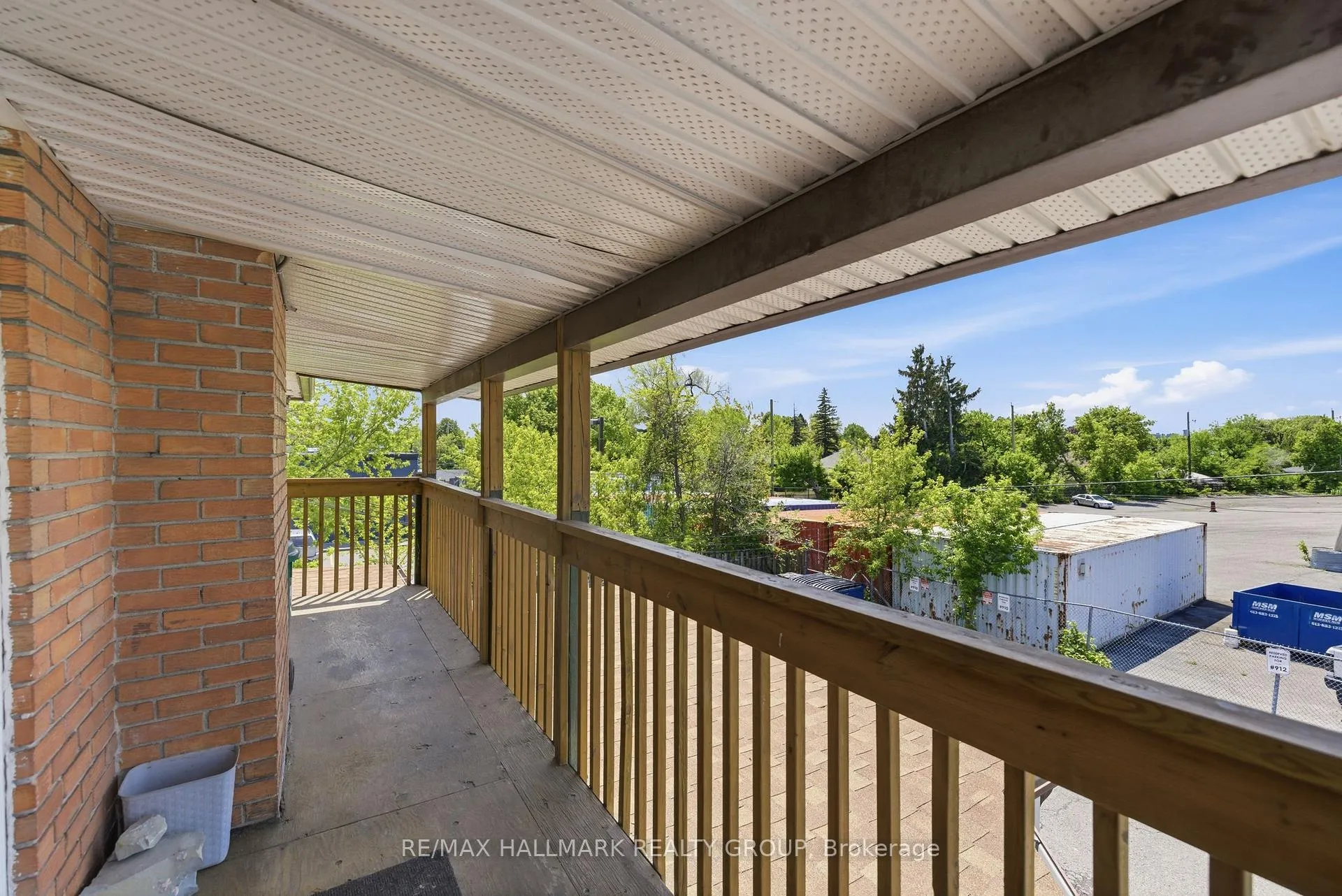 Photo 27 of 912 St Laurent Boulevard S, Ottawa, Overbrook/Castle Heights — HOMEH