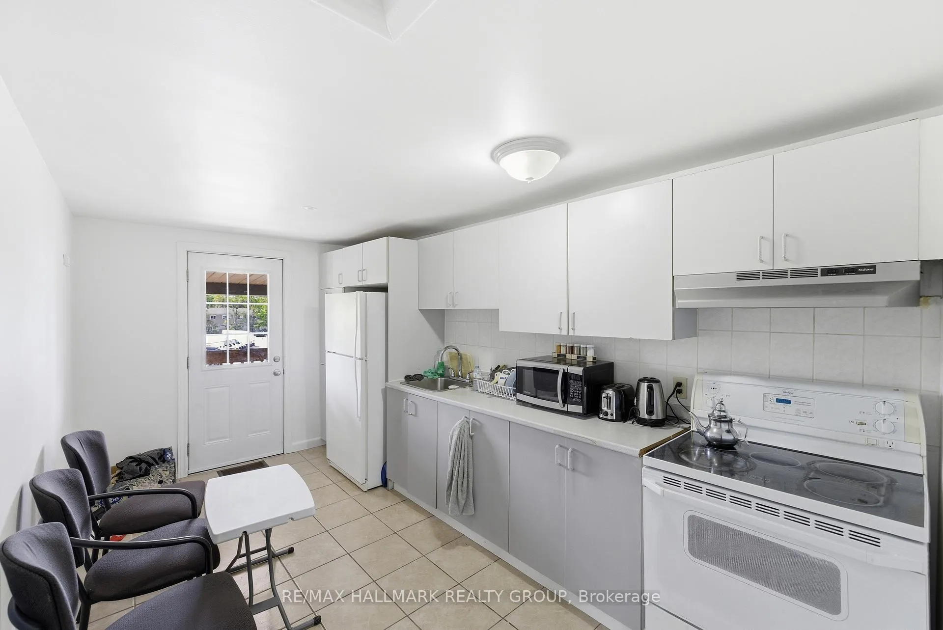 Photo 29 of 912 St Laurent Boulevard S, Ottawa, Overbrook/Castle Heights — HOMEH