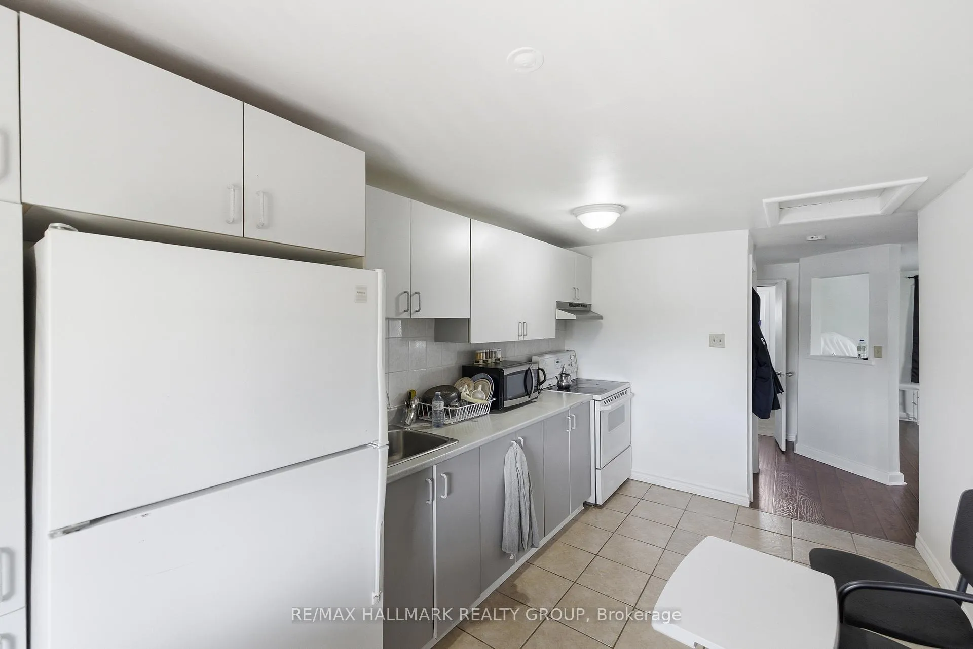 Photo 30 of 912 St Laurent Boulevard S, Ottawa, Overbrook/Castle Heights — HOMEH