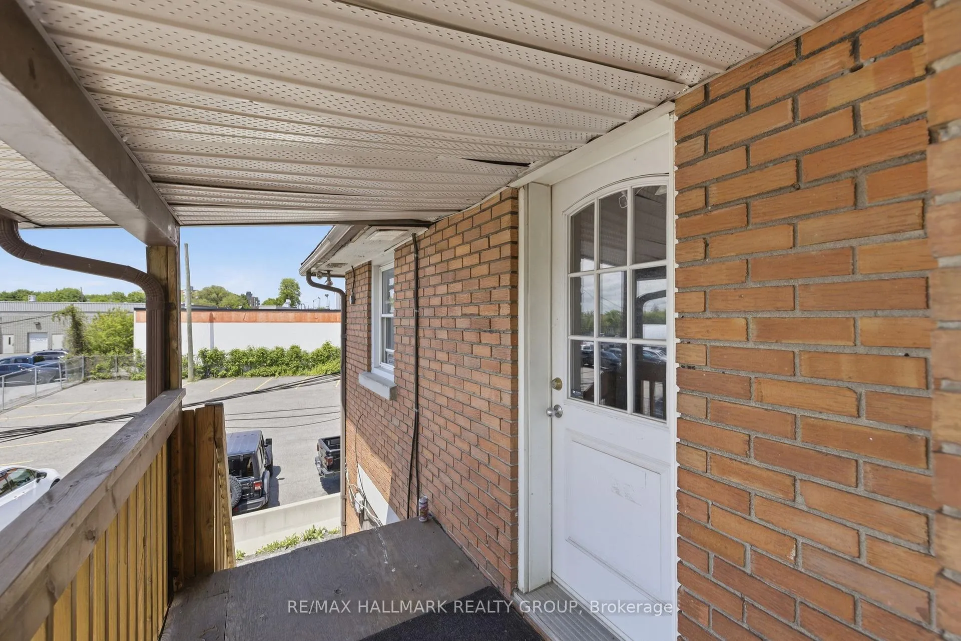 Photo 37 of 912 St Laurent Boulevard S, Ottawa, Overbrook/Castle Heights — HOMEH
