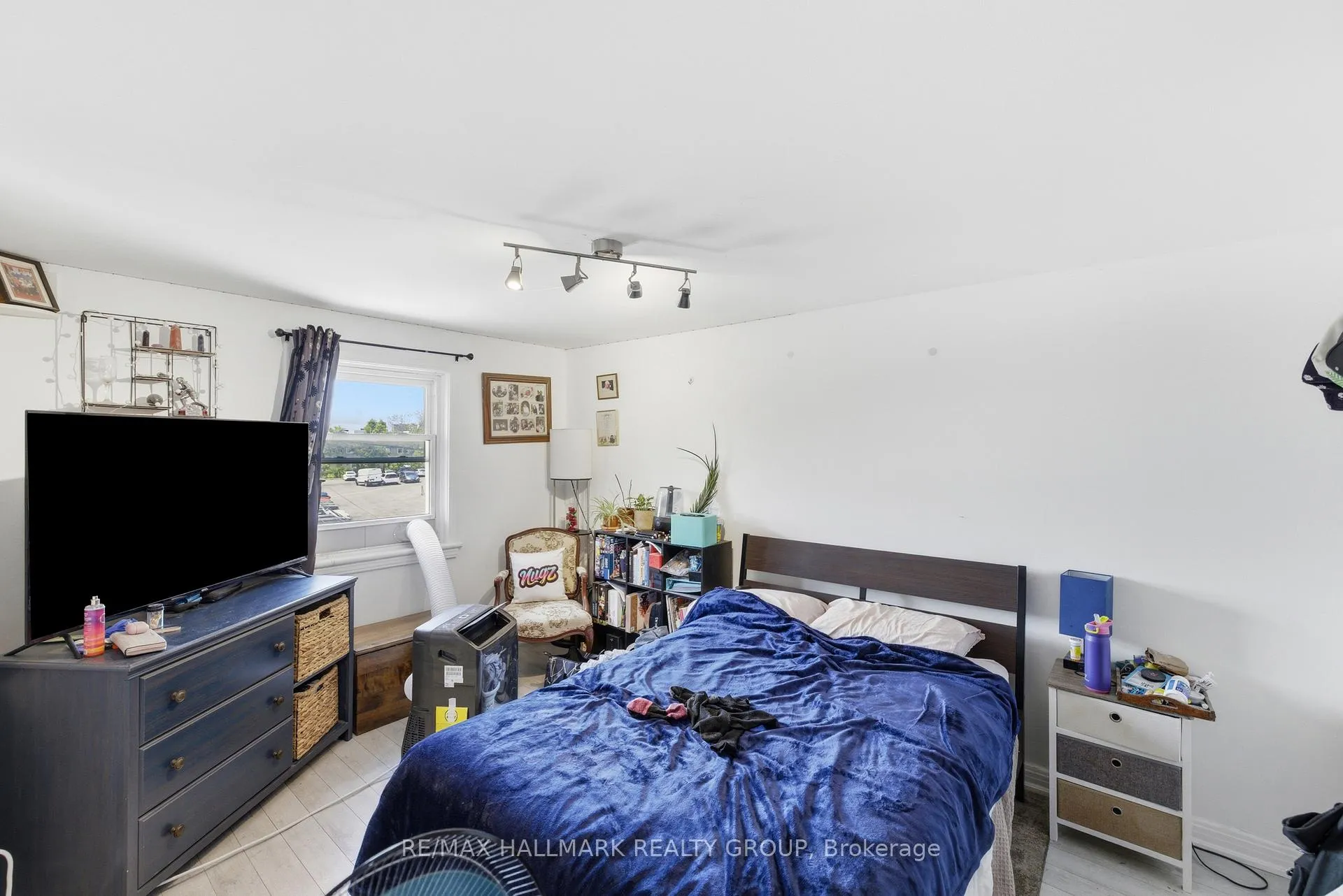 Photo 43 of 912 St Laurent Boulevard S, Ottawa, Overbrook/Castle Heights — HOMEH