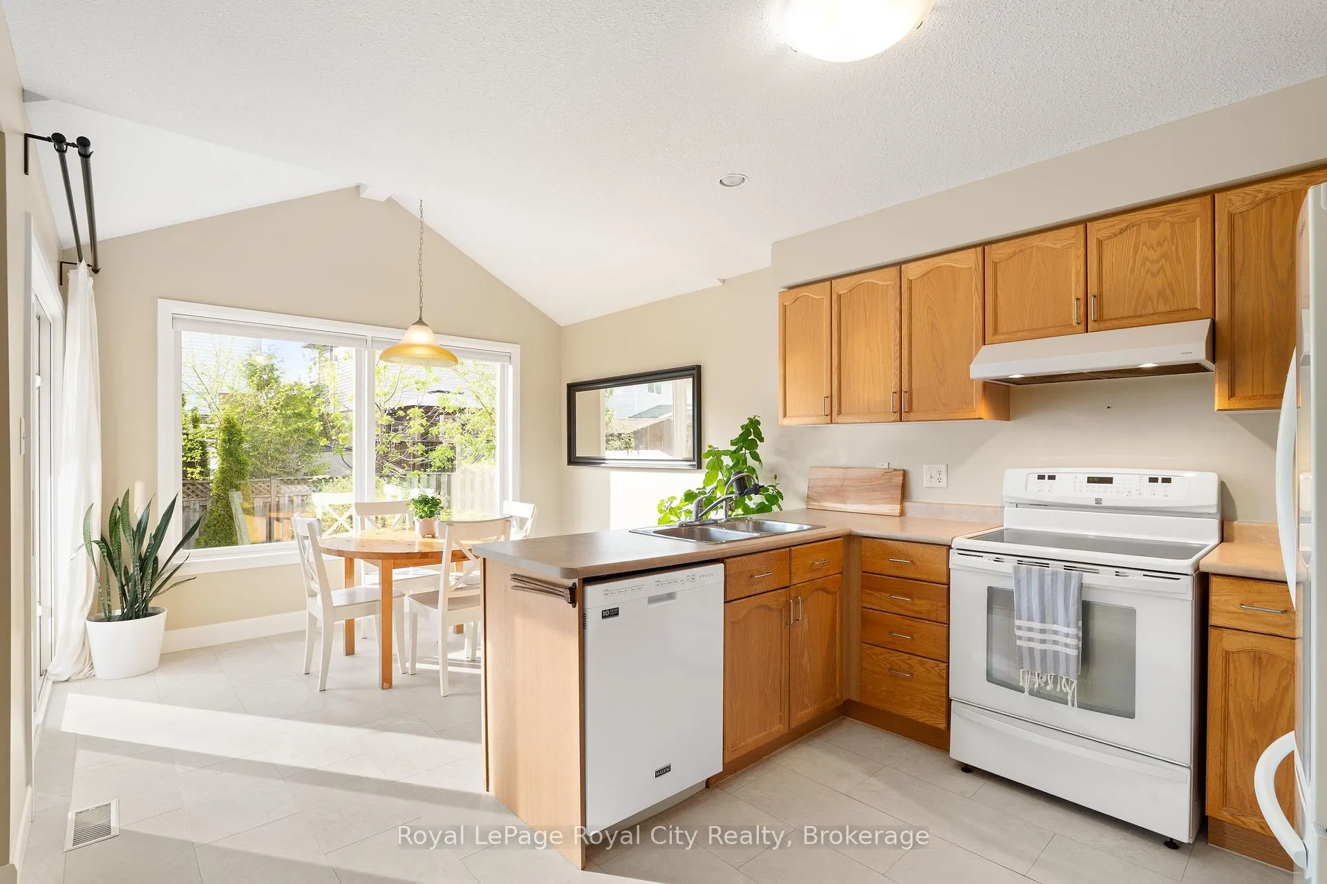 Photo 13 of 66 Hagan Avenue, Guelph, Grange Road — HOMEH
