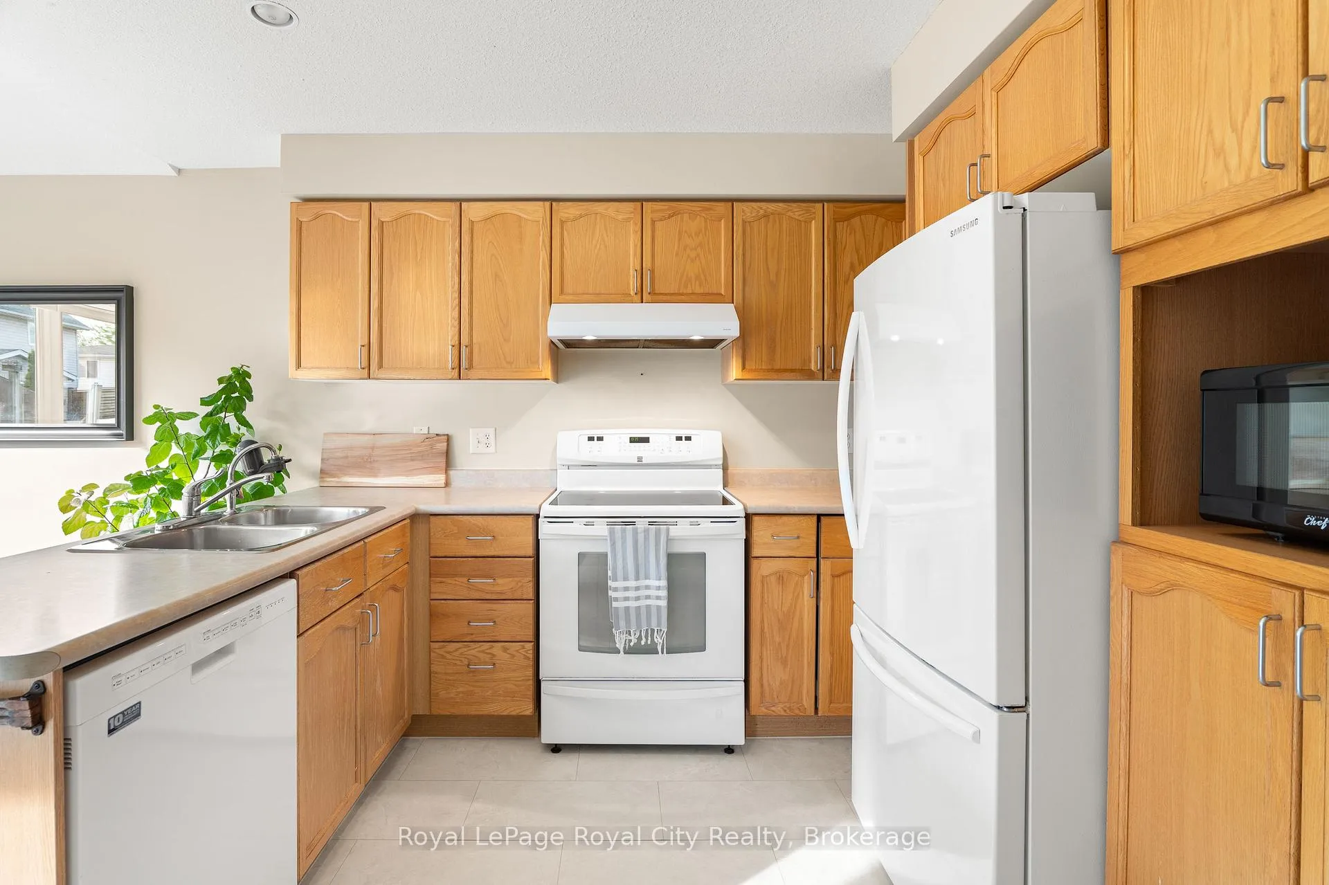 Photo 14 of 66 Hagan Avenue, Guelph, Grange Road — HOMEH