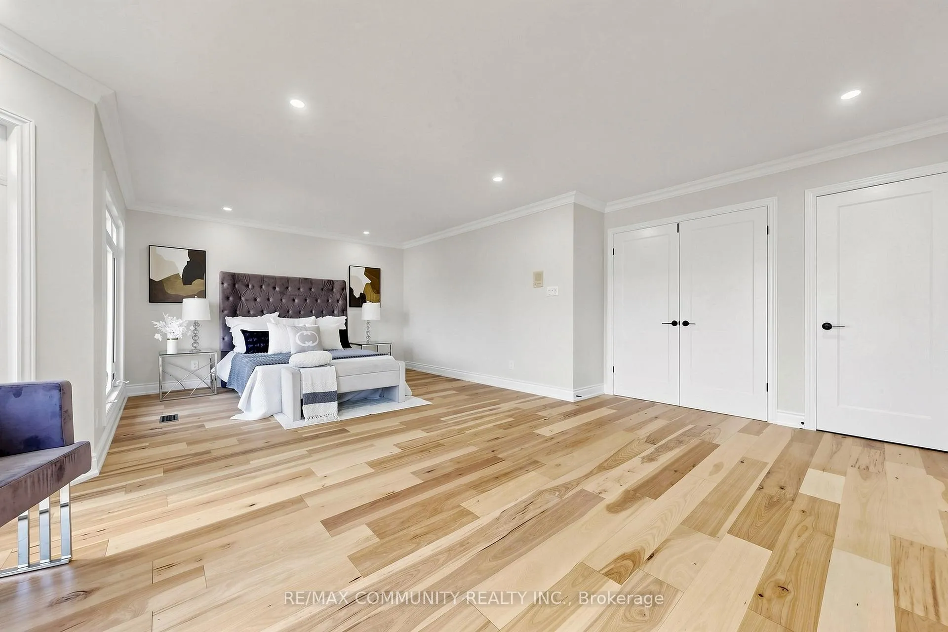 Photo 27 of 1002 Riverview Crescent, Pickering, Rougemount — HOMEH
