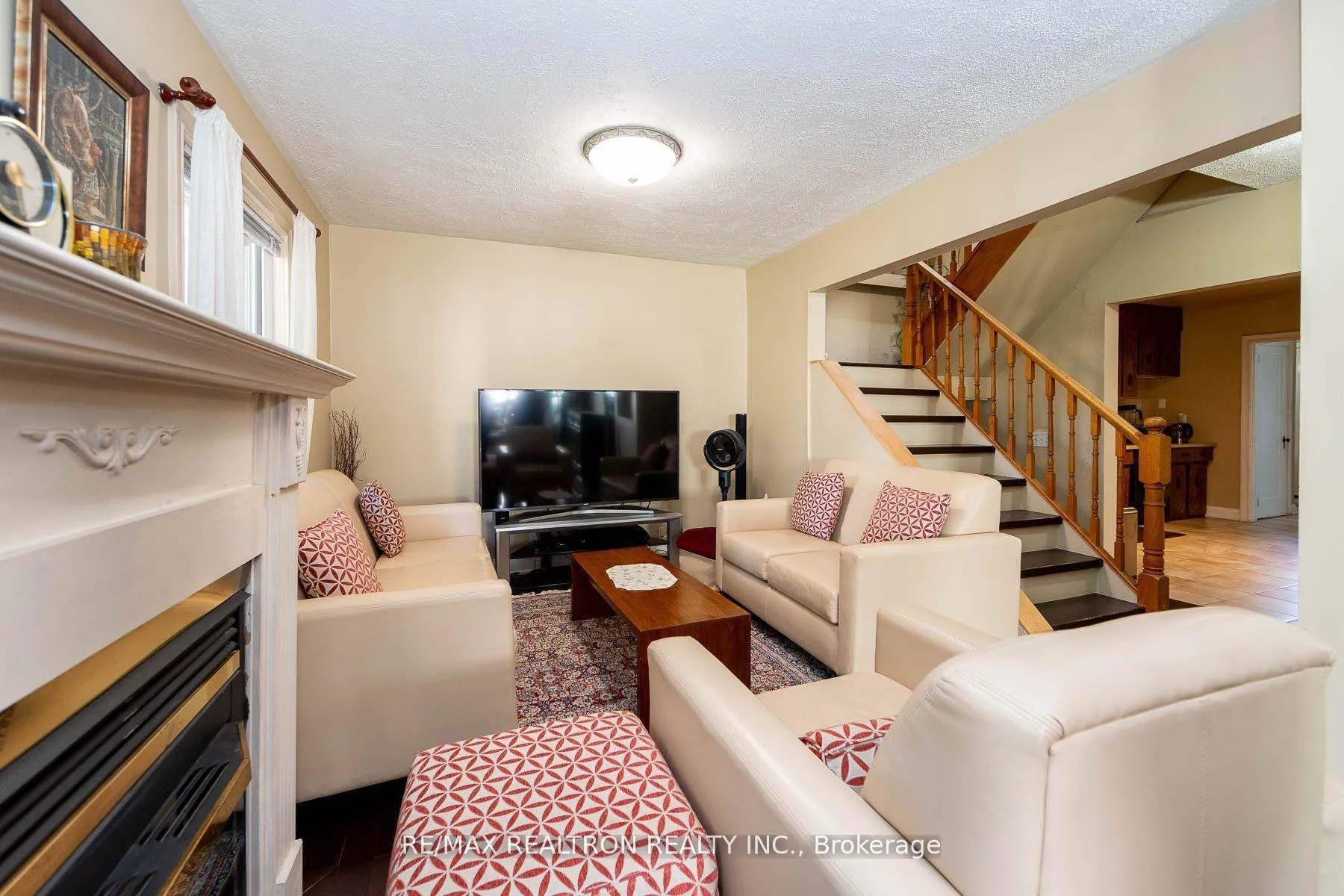 Photo 13 of 663 Woburn Avenue, Toronto, Bedford Park-Nortown — HOMEH