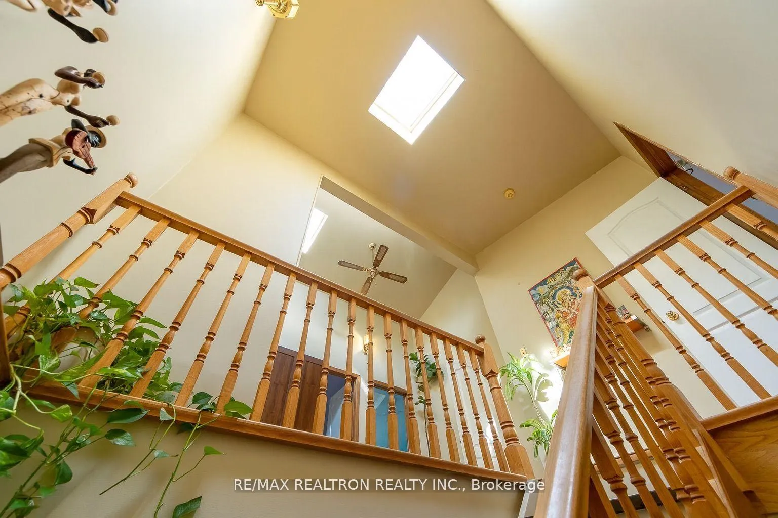 Photo 17 of 663 Woburn Avenue, Toronto, Bedford Park-Nortown — HOMEH