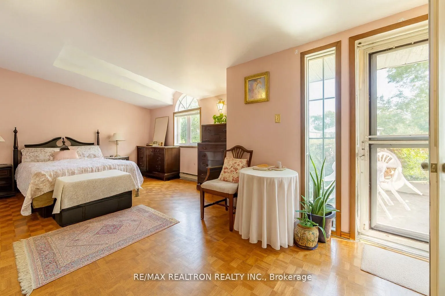 Photo 23 of 663 Woburn Avenue, Toronto, Bedford Park-Nortown — HOMEH