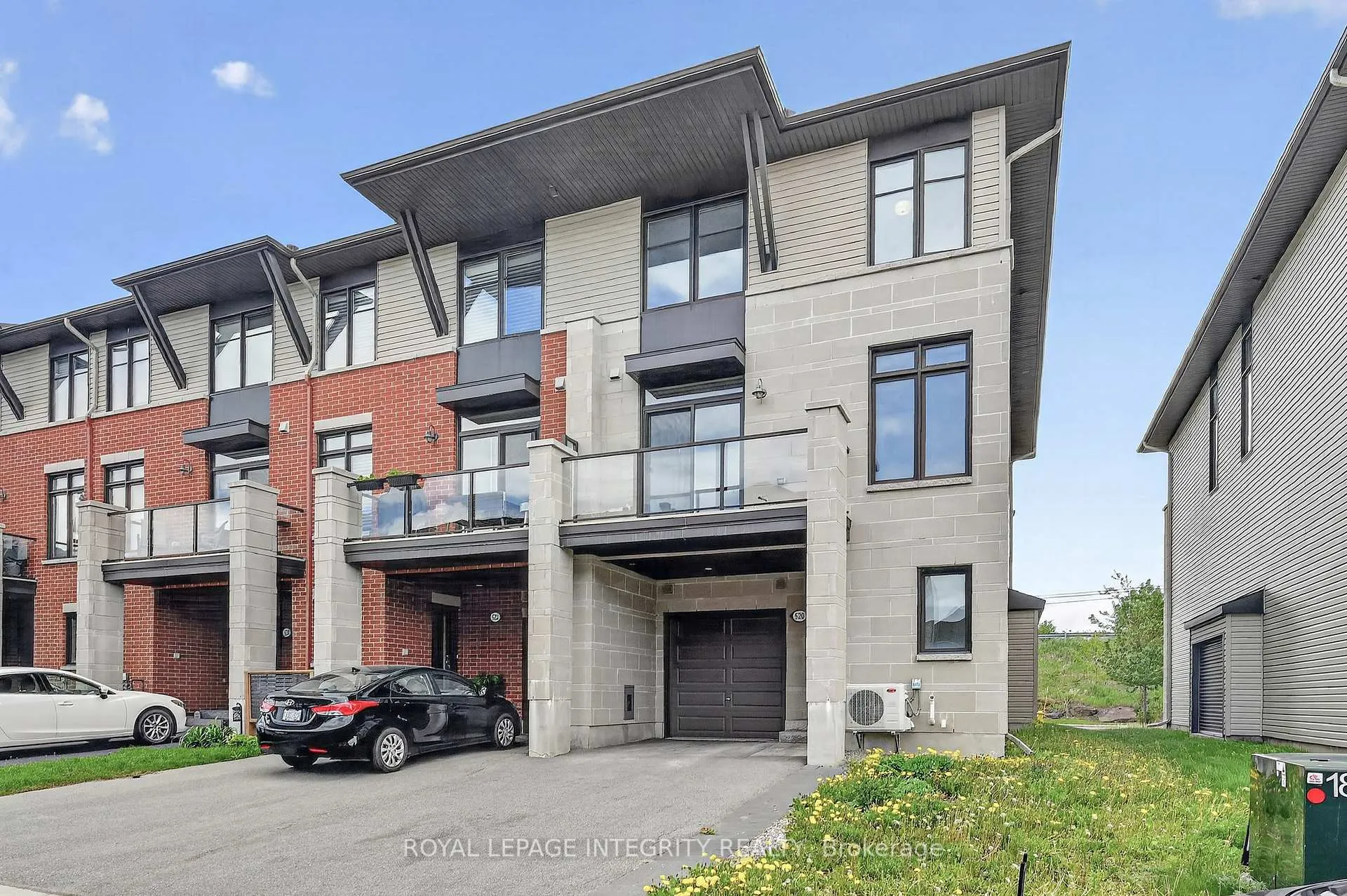 Photo 1 of 520 Stadacone Row, Ottawa, Camelot — HOMEH