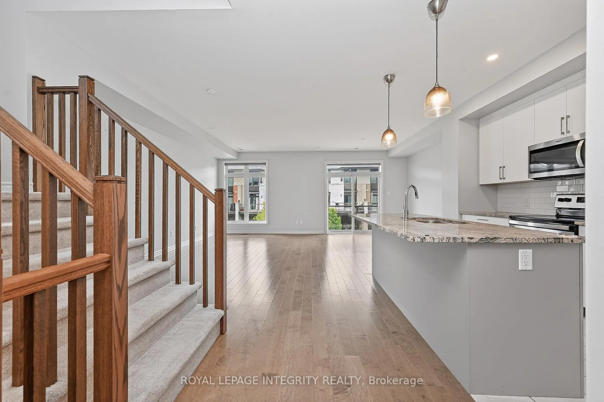 Photo 7 of 520 Stadacone Row, Ottawa, Camelot — HOMEH